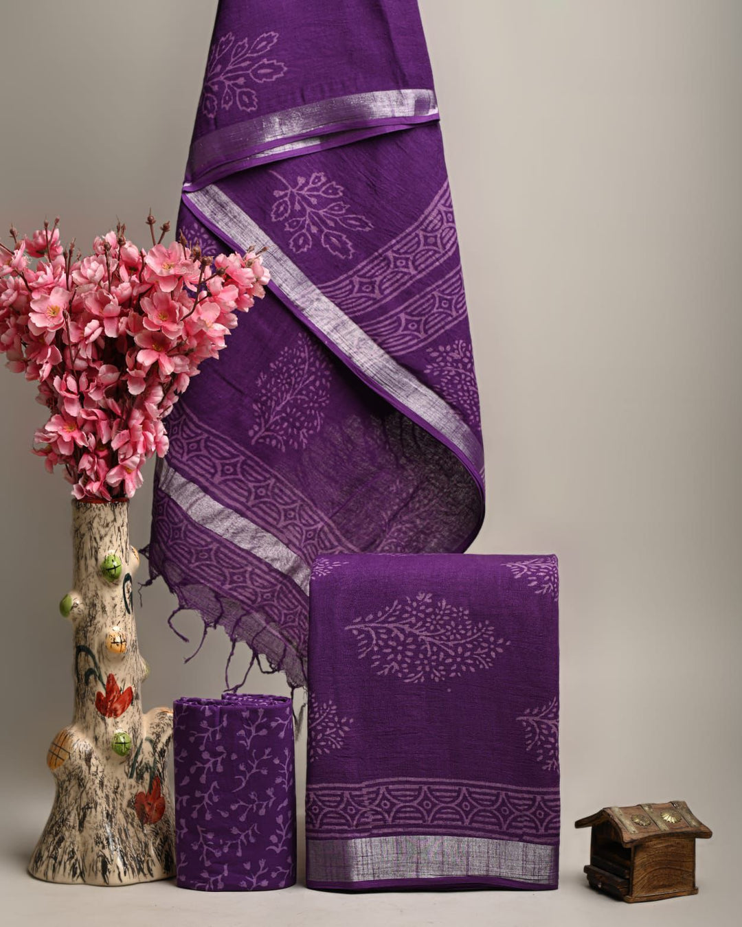 Hand Block Printed Linen Unstitched Suit .