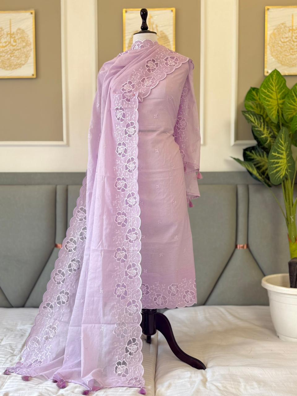 Banarasi Mul Chanderi Embroidery Work Unstitched Suit