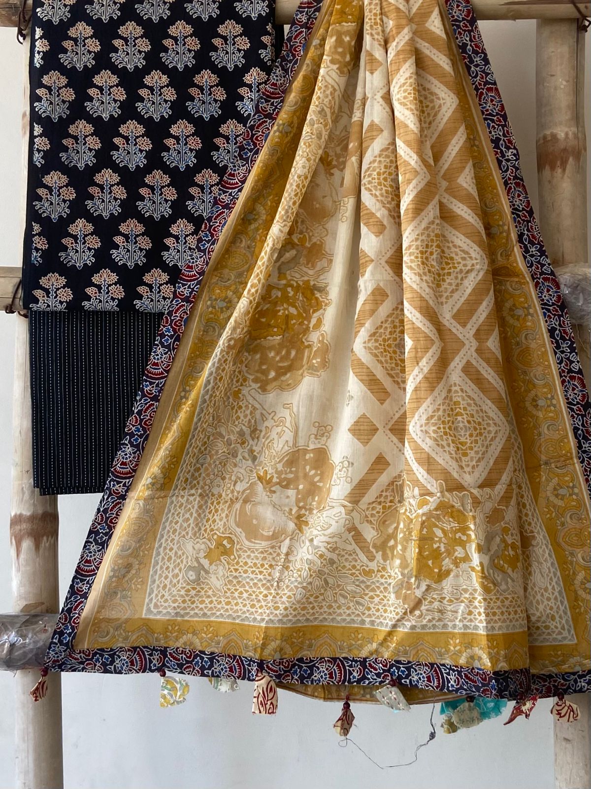 Pure Cotton Azrakh Print Unstitched suit With Cotton Printed Dupatta ...