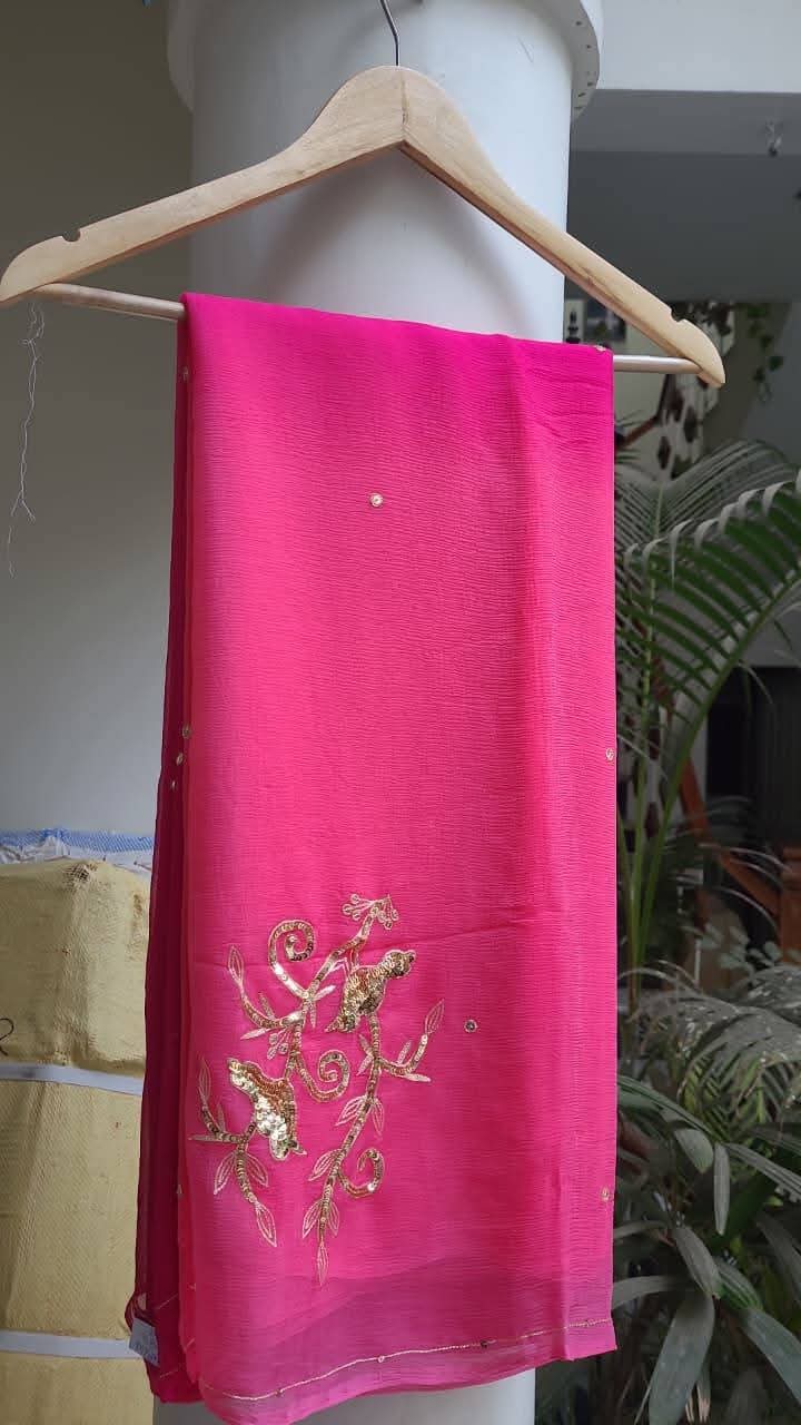 Pure Dimond Chiffon Sequnce And Zari Work Saree With Blouse.