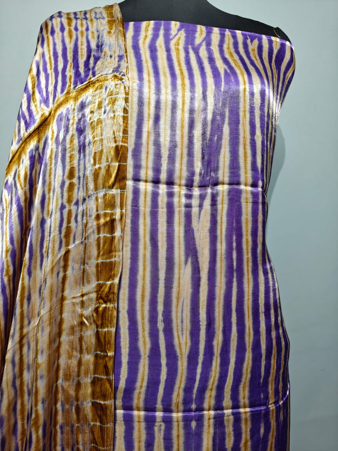 Pure Modal Silk Ajrakh Hend Block Zari Pallu Weaved 2pc Unstitched Suit