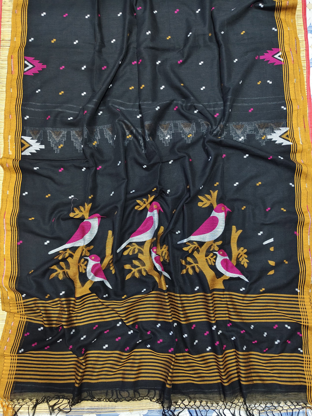 Pure Cotton Handloom Jamdani Bird Motif Saree With Blouse