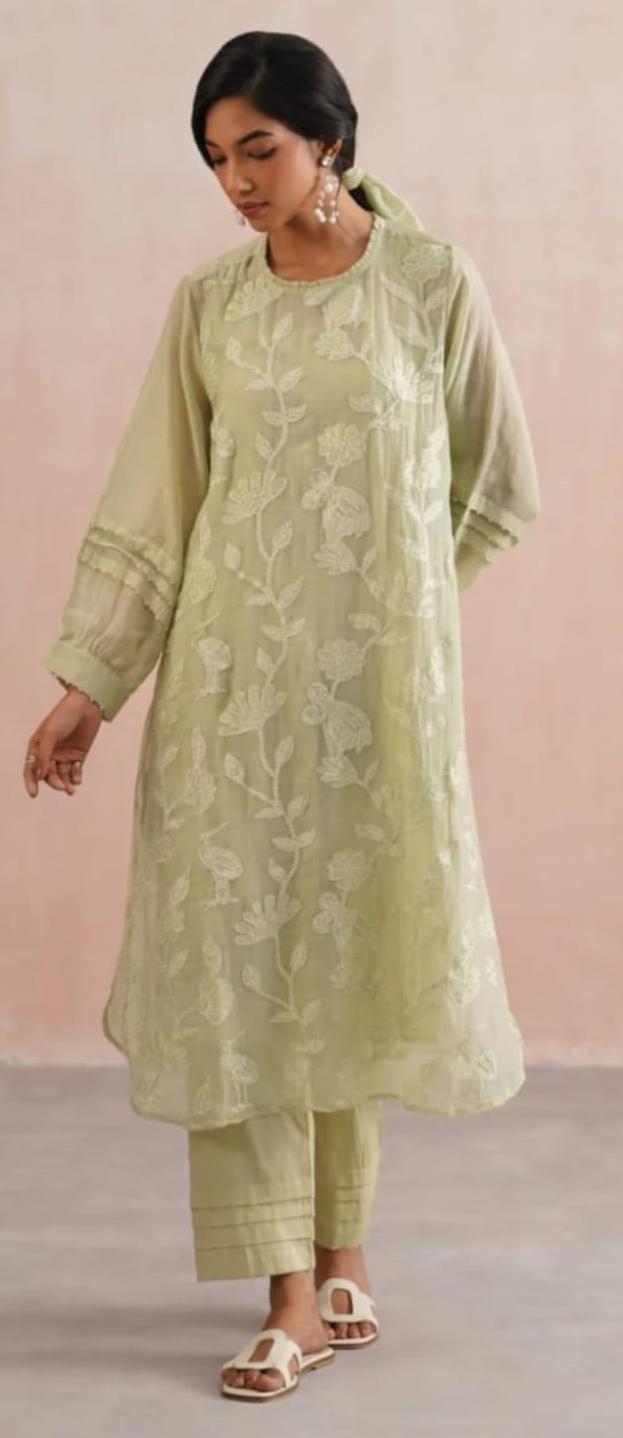 Pure Mul Chanderi Aplique Work Unstitched Suit With Chanderi Aplique Work Dupatta.