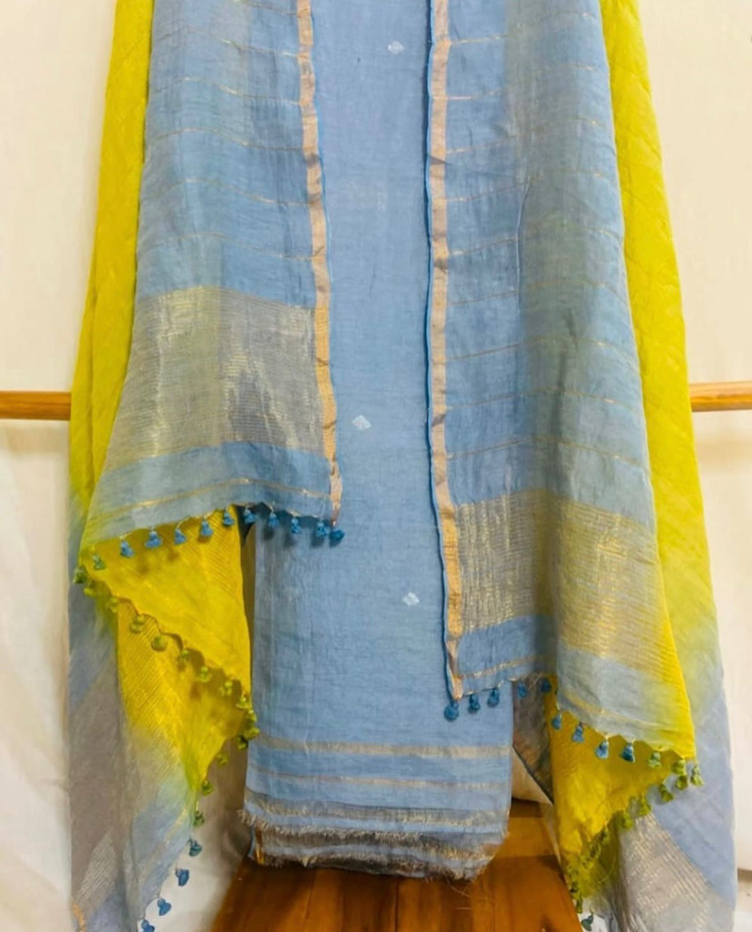 Pure Silk By Linen 2PC Jamdani Unstitched Suit with Tissue Zari Pallu