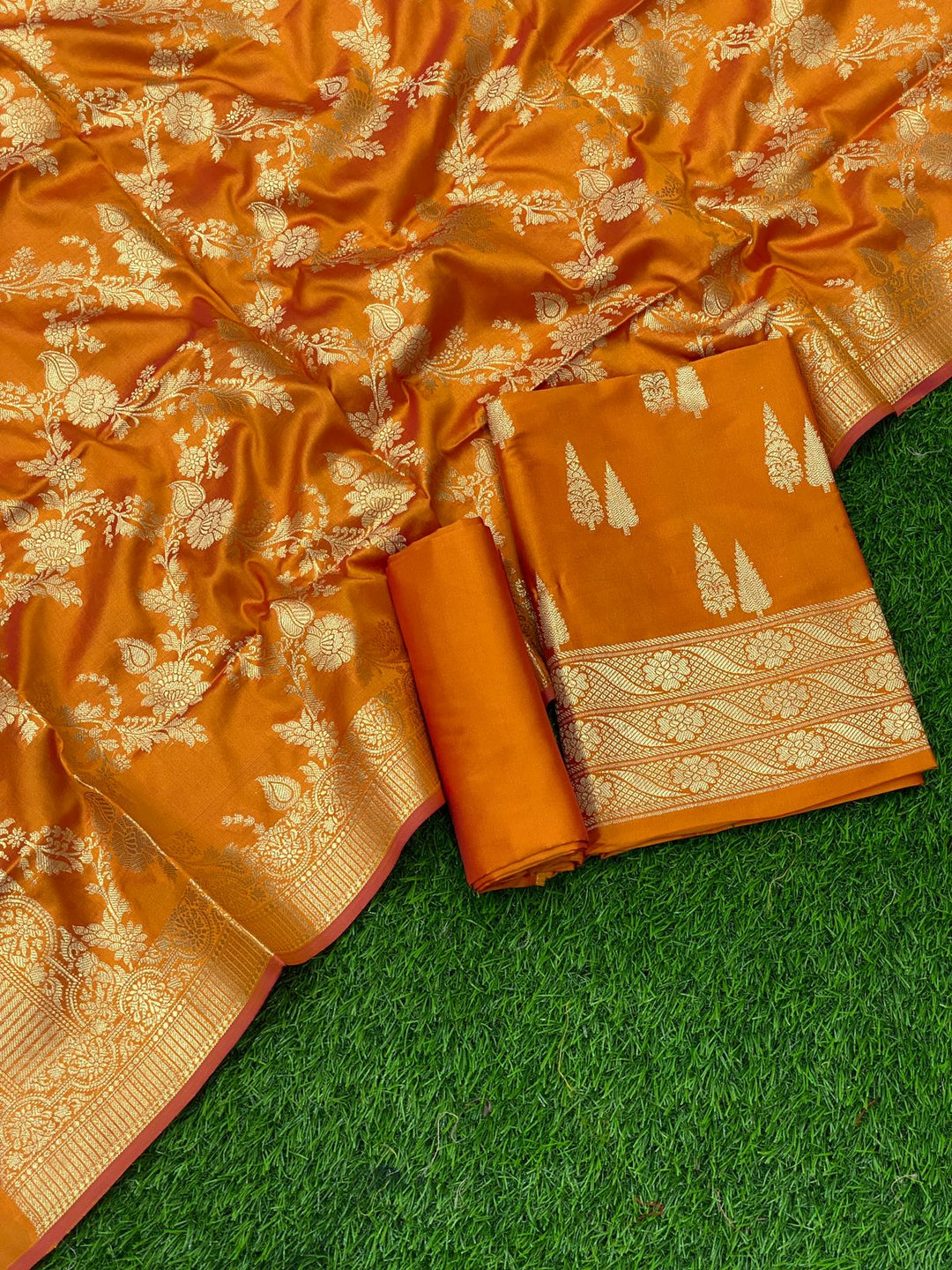 Pure Banarasi Double Zari Weaved Silk Unstitched Suit With Banarasi Silk Dupatta .