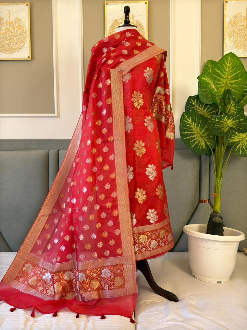 Pure Banarasi Tasser Silk Work Unstitched Suit