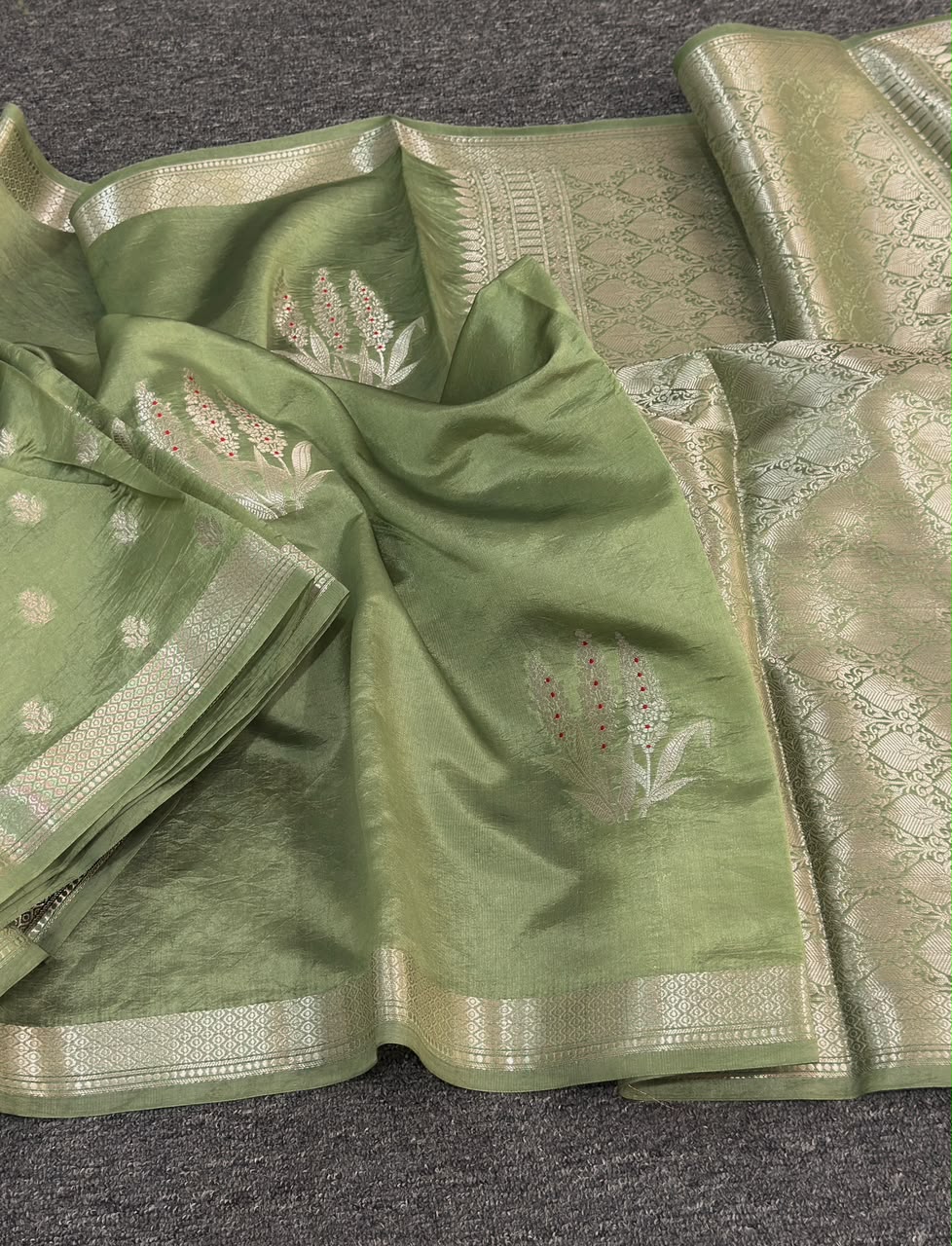 Pure Banarasi  Raw Mango Katan Silk Saree