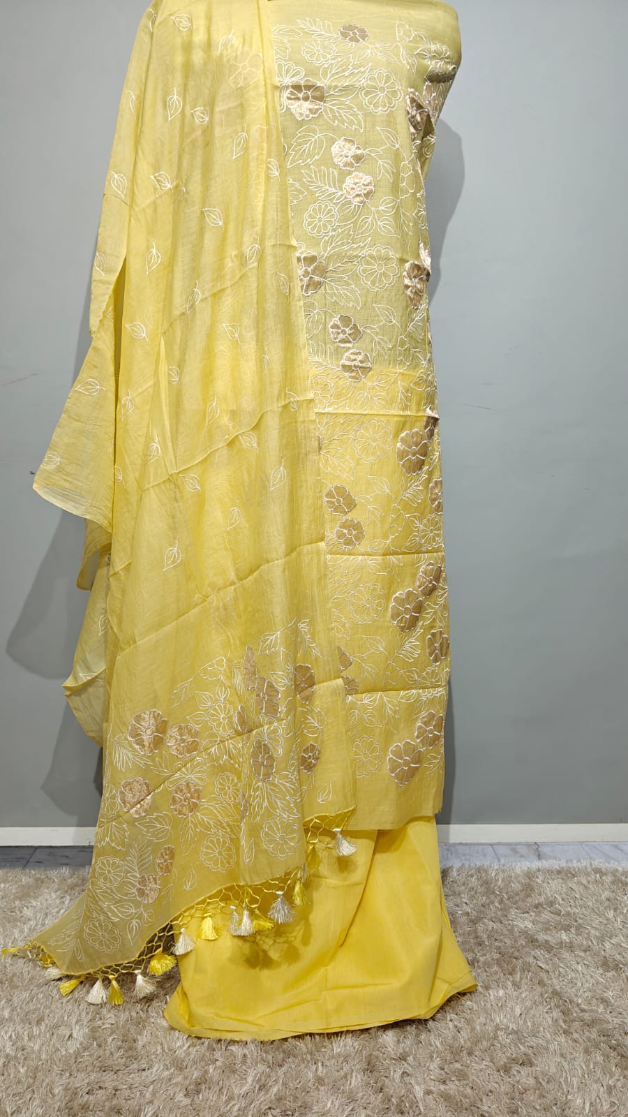 Pure Banarasi Chanderi Silk Unstitched SUit with Applique Work