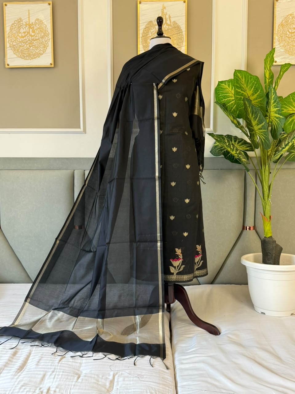 Exclusive Banarasi Cotton Silk Unstitched Suit