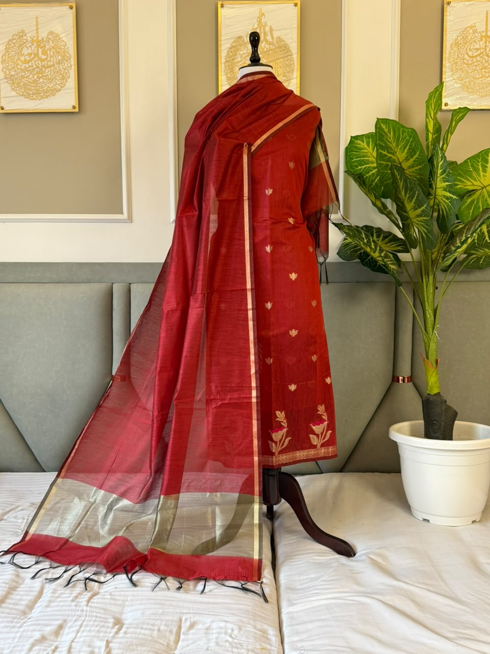 Exclusive Banarasi Cotton Silk Unstitched Suit