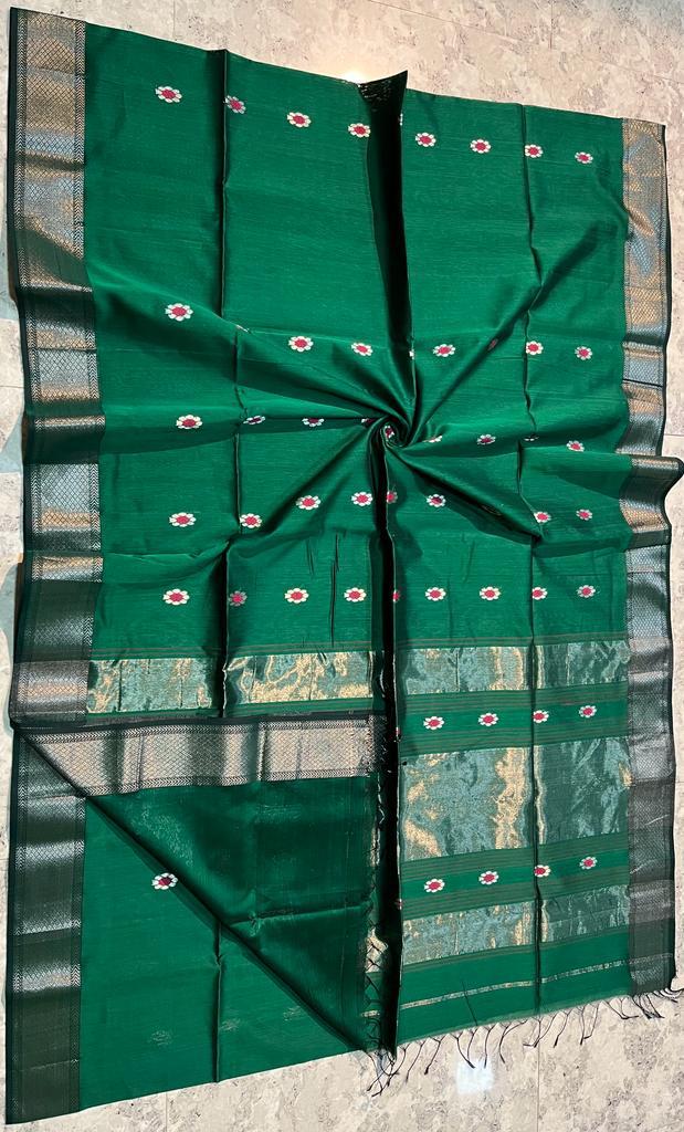 Handloom Maheshwari Silk Saree With Blouse.