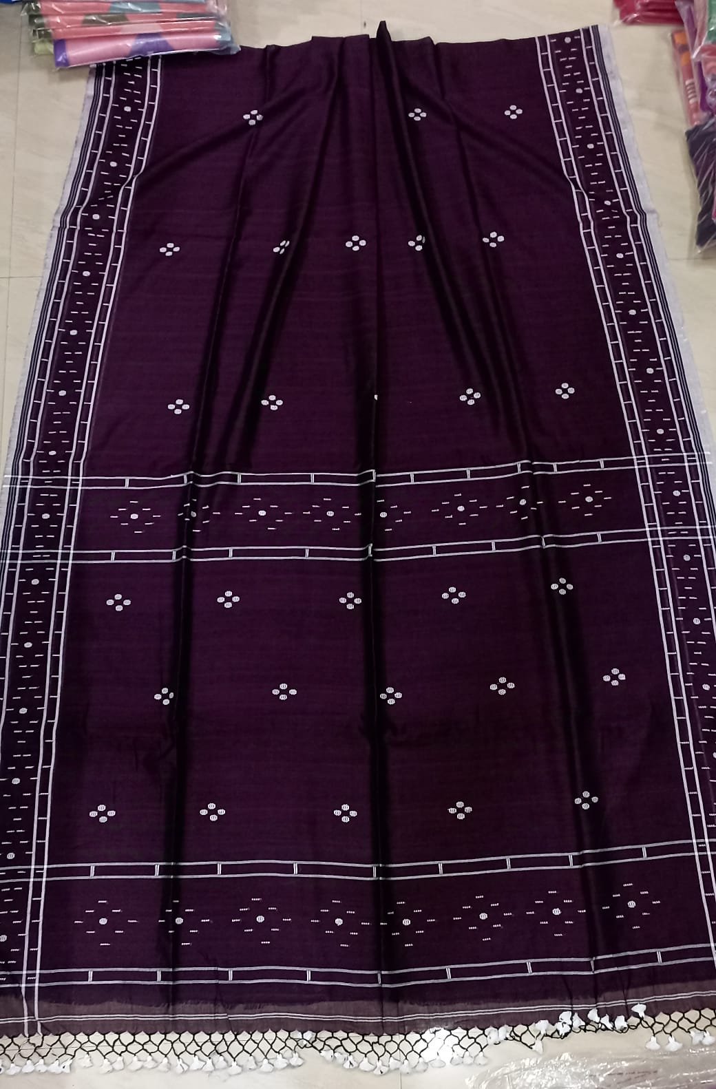 Pure Cotton jamdani Saree With Running Blouse  . ( Length- 6.3 meter