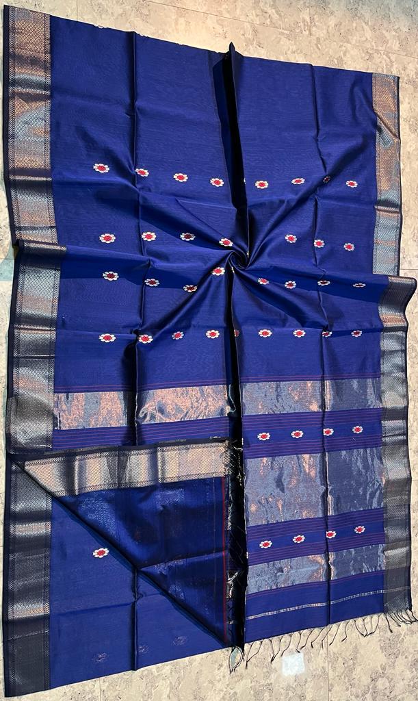 Handloom Maheshwari Silk Saree With Blouse.