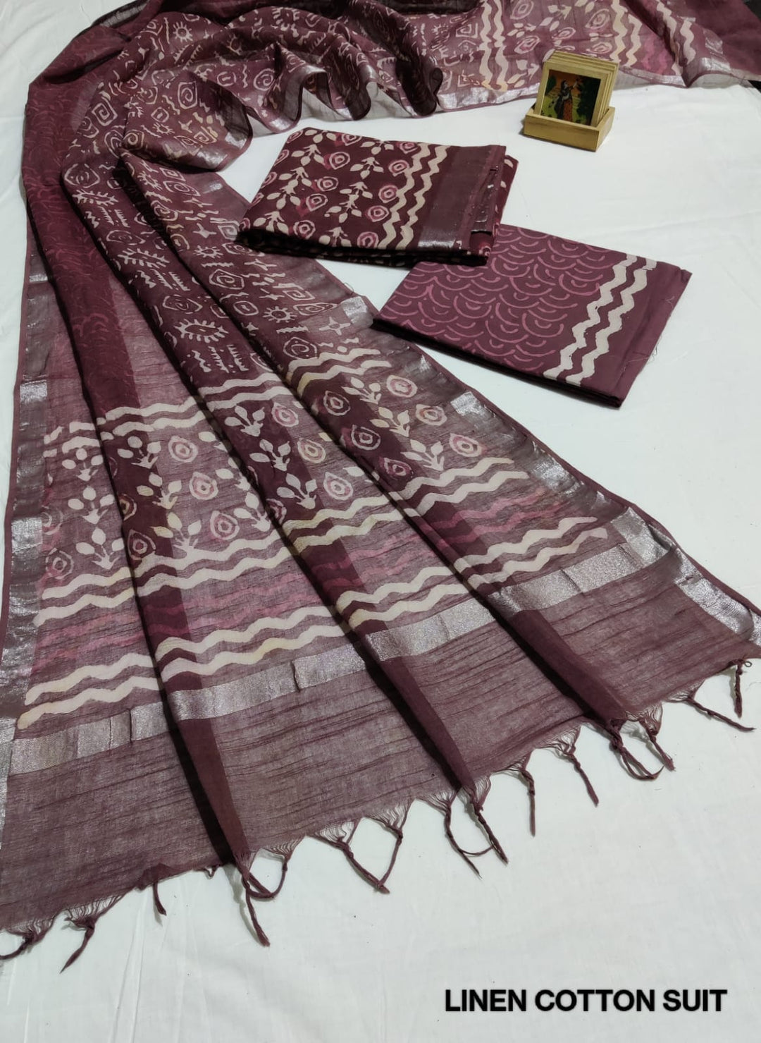 Hand Block Printed Linen Unstitched Suit .