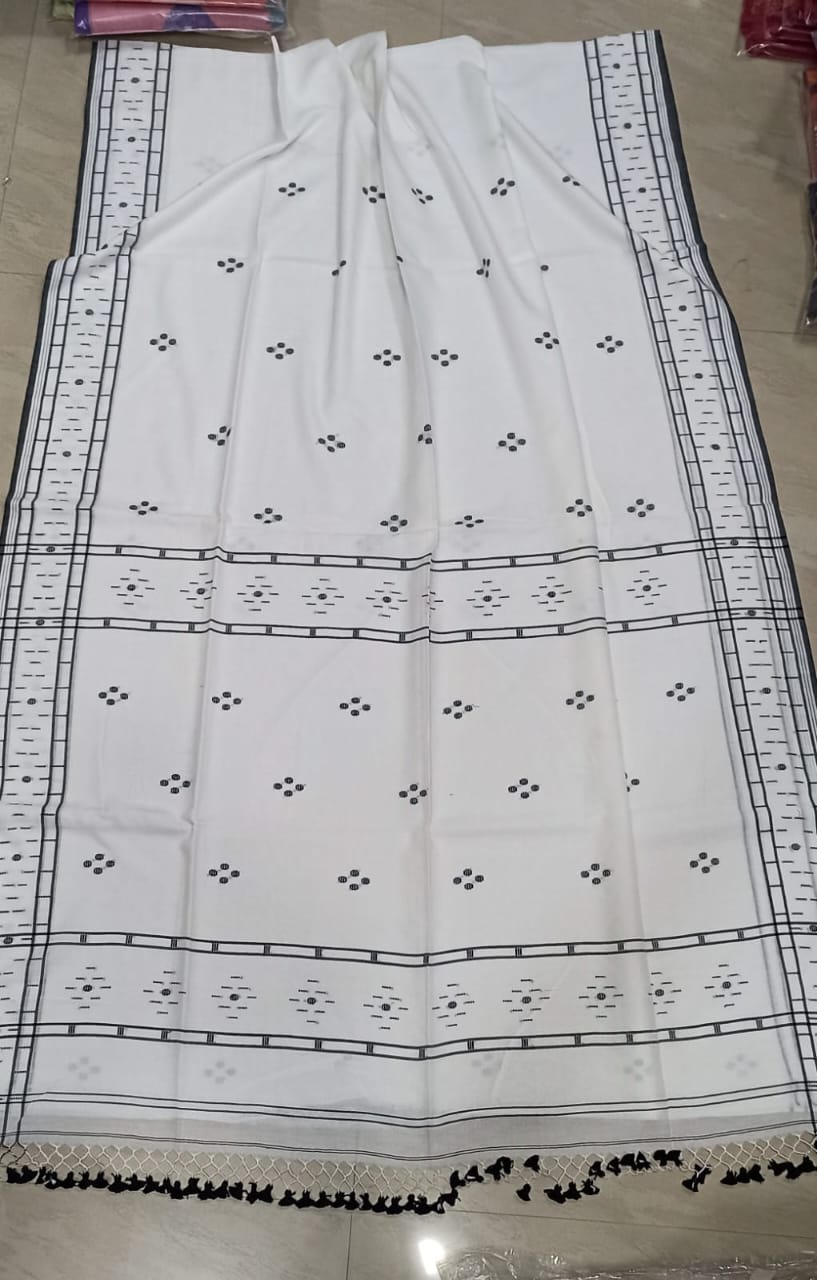 Pure Cotton jamdani Saree With Running Blouse  . ( Length- 6.3 meter