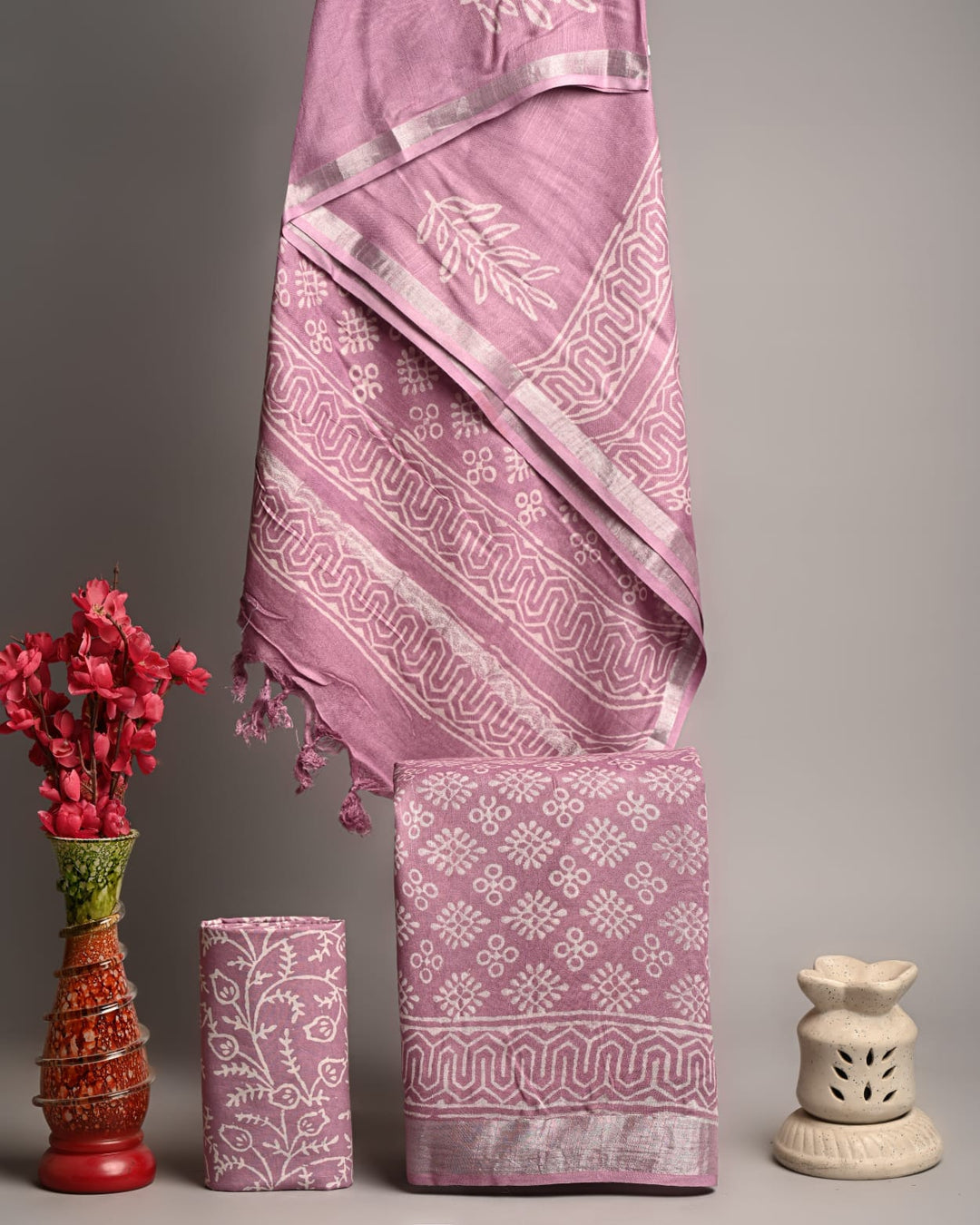 Hand Block Printed Linen Unstitched Suit .