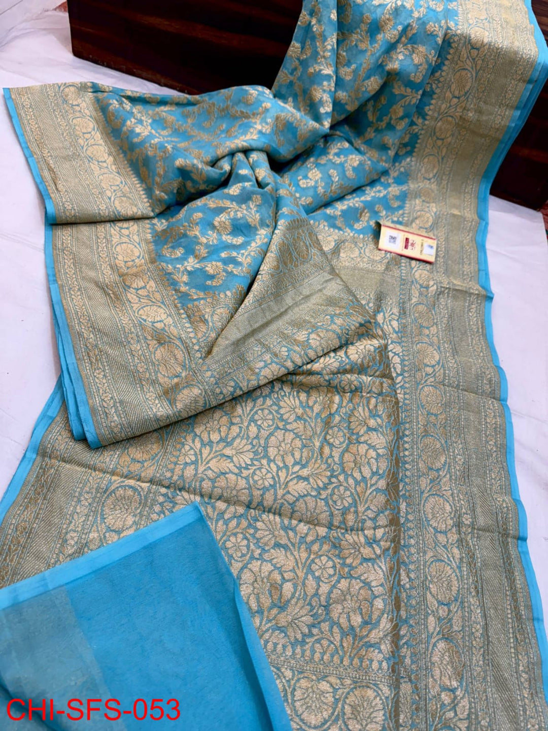 Pure Banarasi Handloom Khaddi Georgette Silk Saree With Beautiful Antique Zari Work