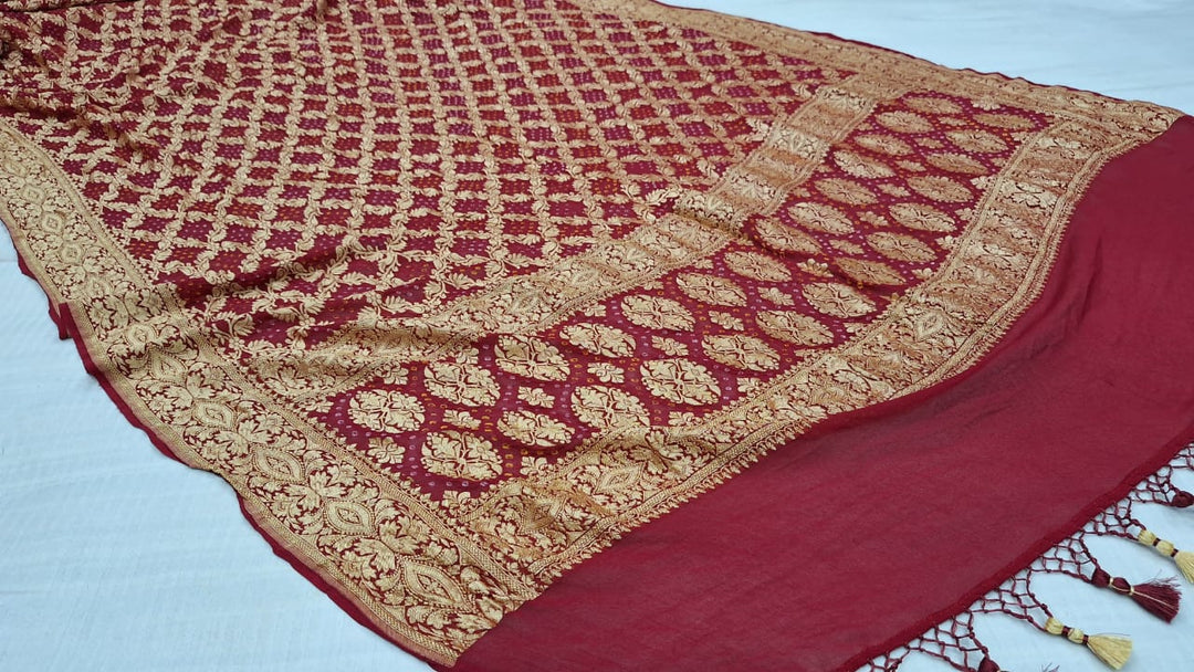 Pure Banarasi Handloom Khaddi Georgette Silk Dupatta With Bhandhej Print. ( Length-2.5 Meter )