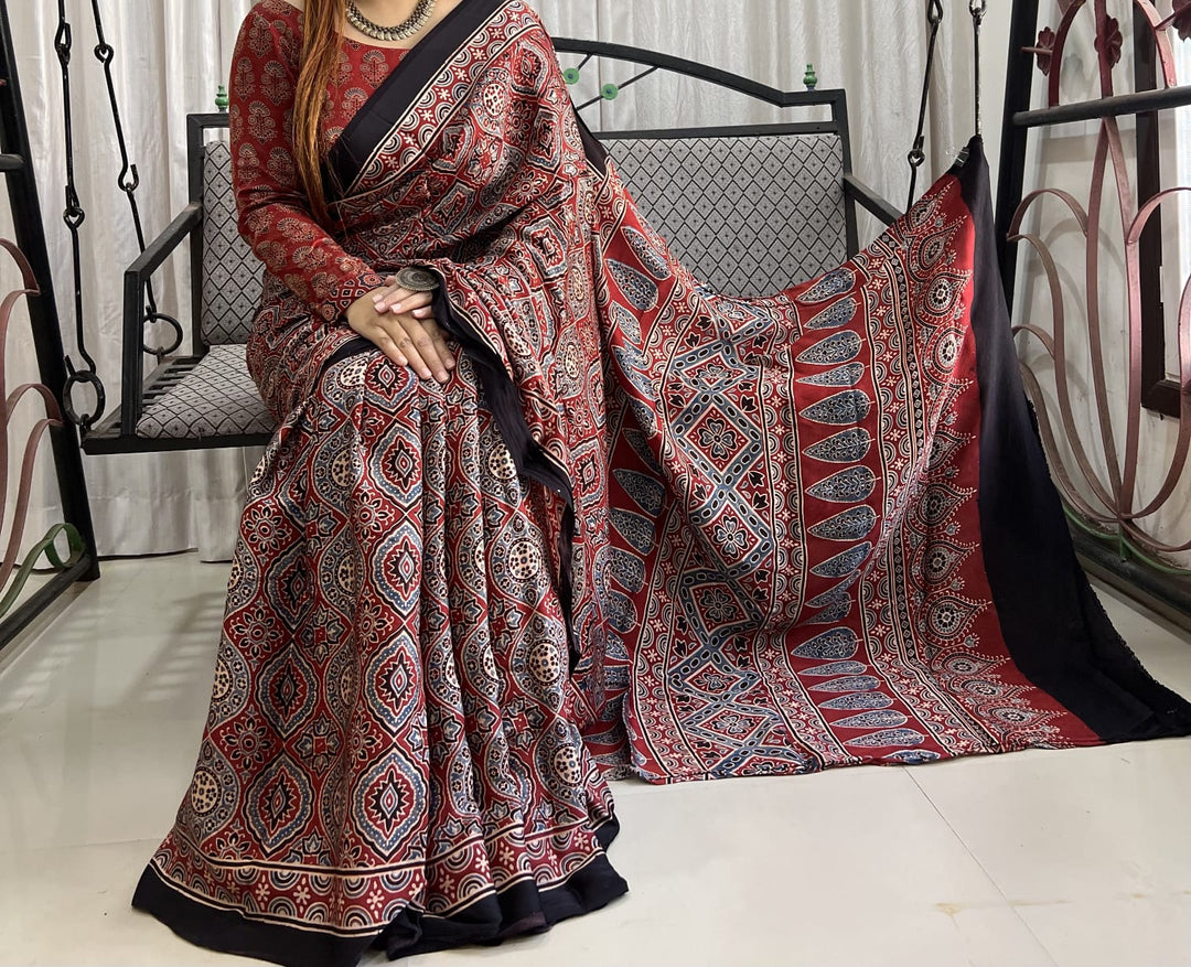 Pure Modal SilK HandBlock Print Saree With Blouse.