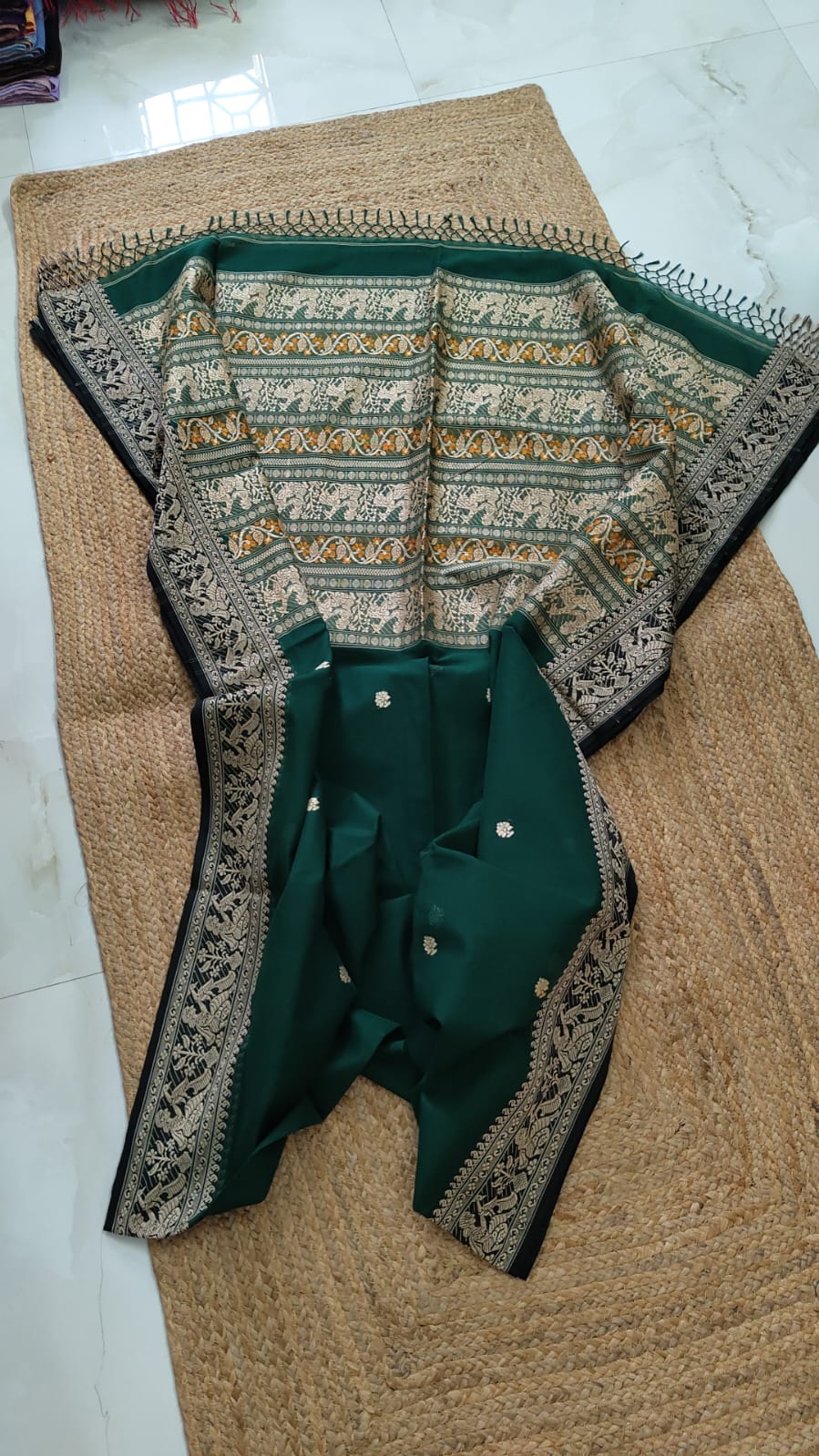 Pure Cotton Baluchuri Saree With Blouse (100count).