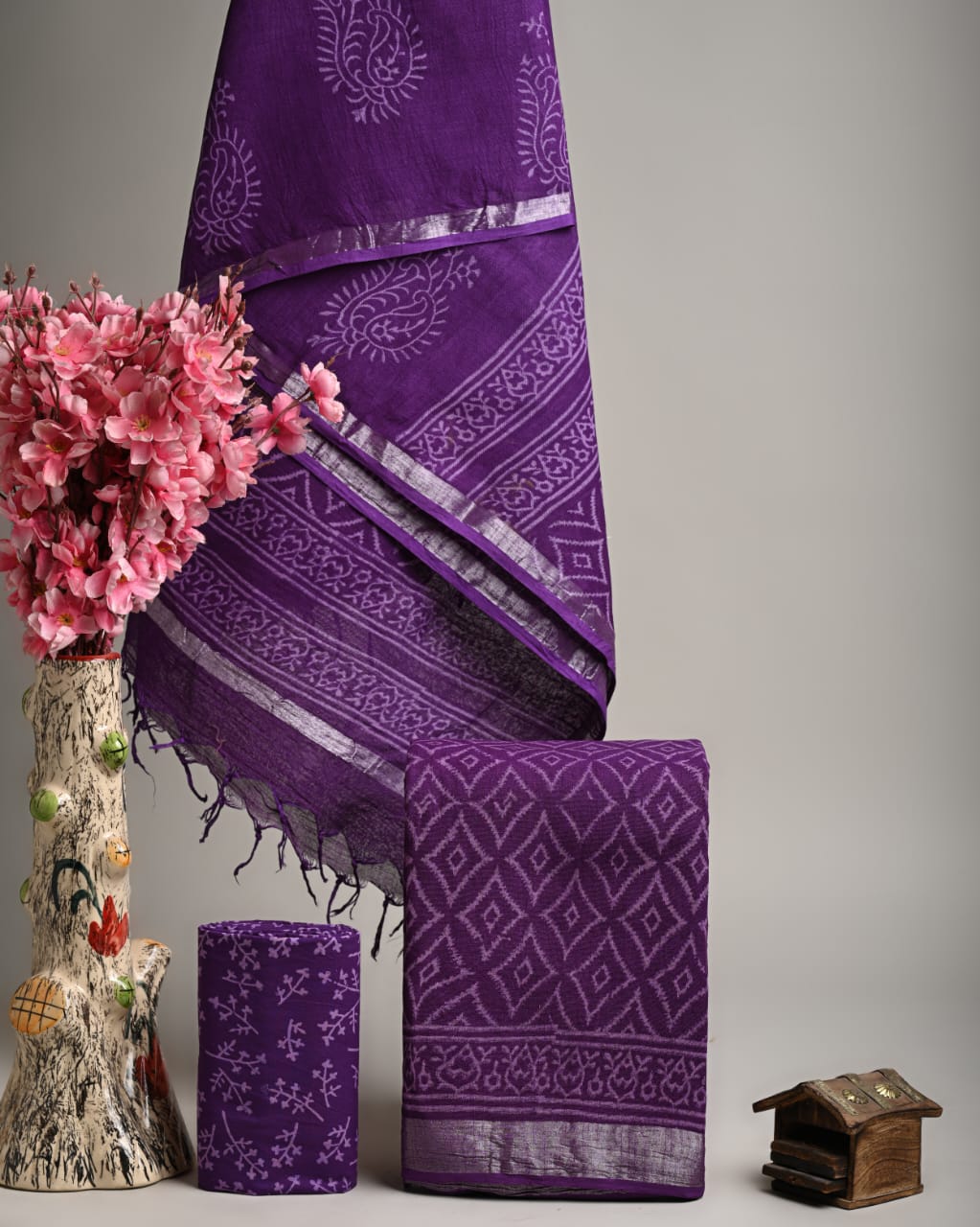 Hand Block Printed Linen Unstitched Suit .