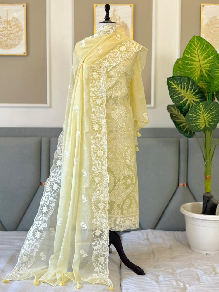 Pure Banarasi Mul Chanderi Silk Unstitched Suit With Embroidery Work