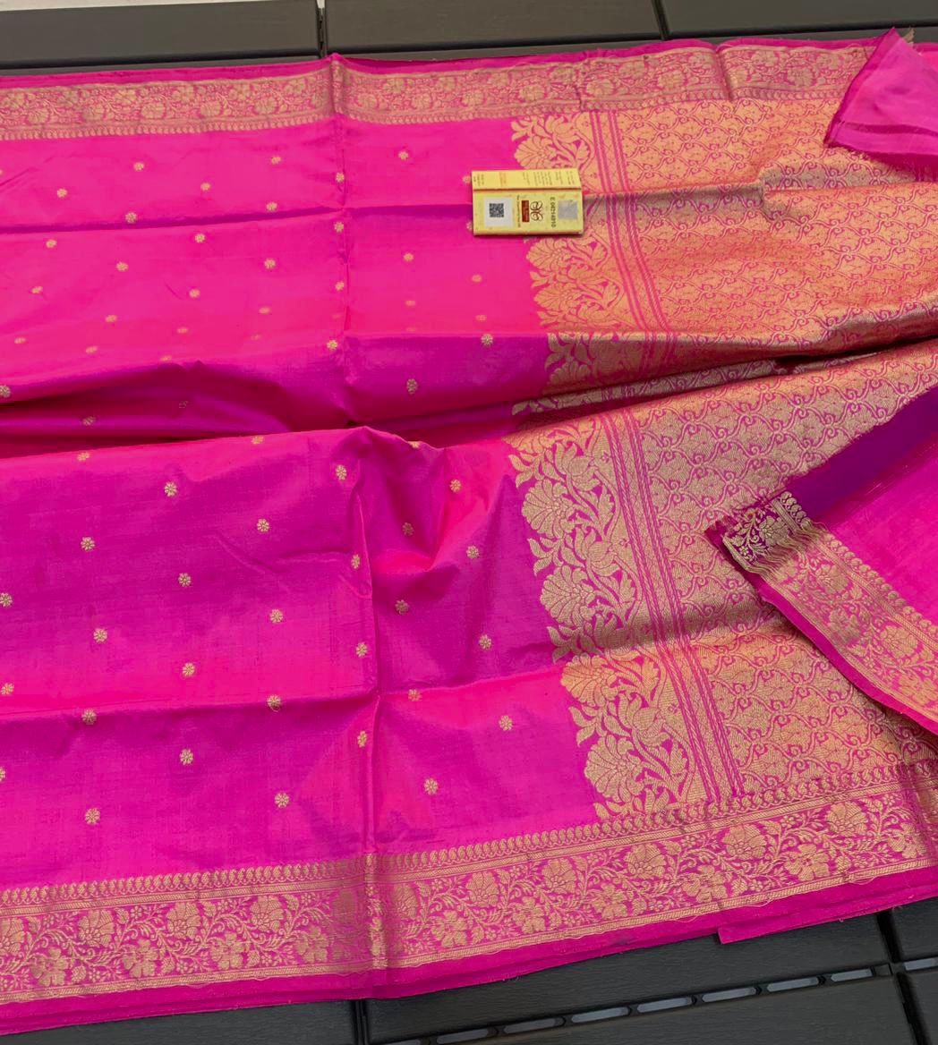 Handwoven Pure Banarasi Katan silk saree with Zari work