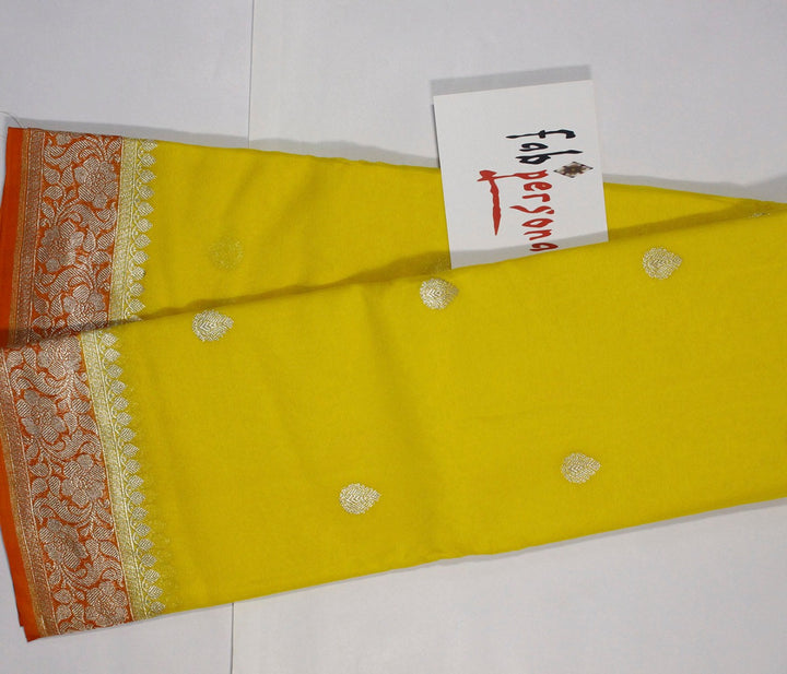 Pure Hand loom  Khaddi Georgette chiffon Saree with Silver Zari Weaving blouse  ( length- 6.3 meter )