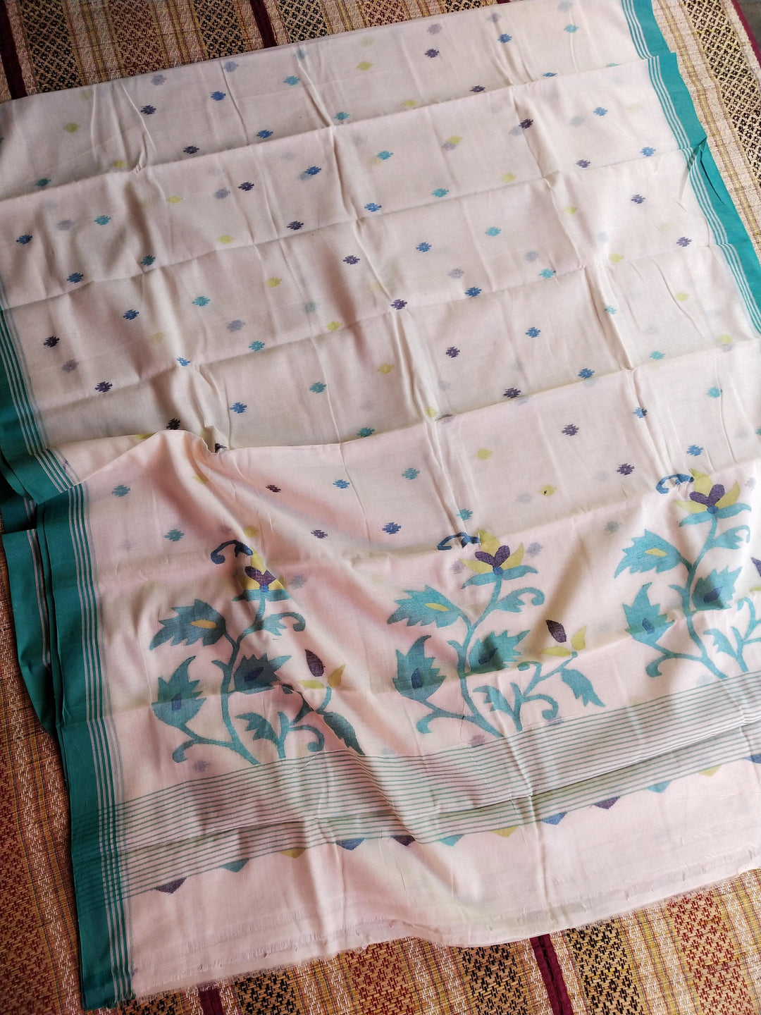 Pure Cotton jamdani Saree Without Blouse . ( Length- 6.3 meter )