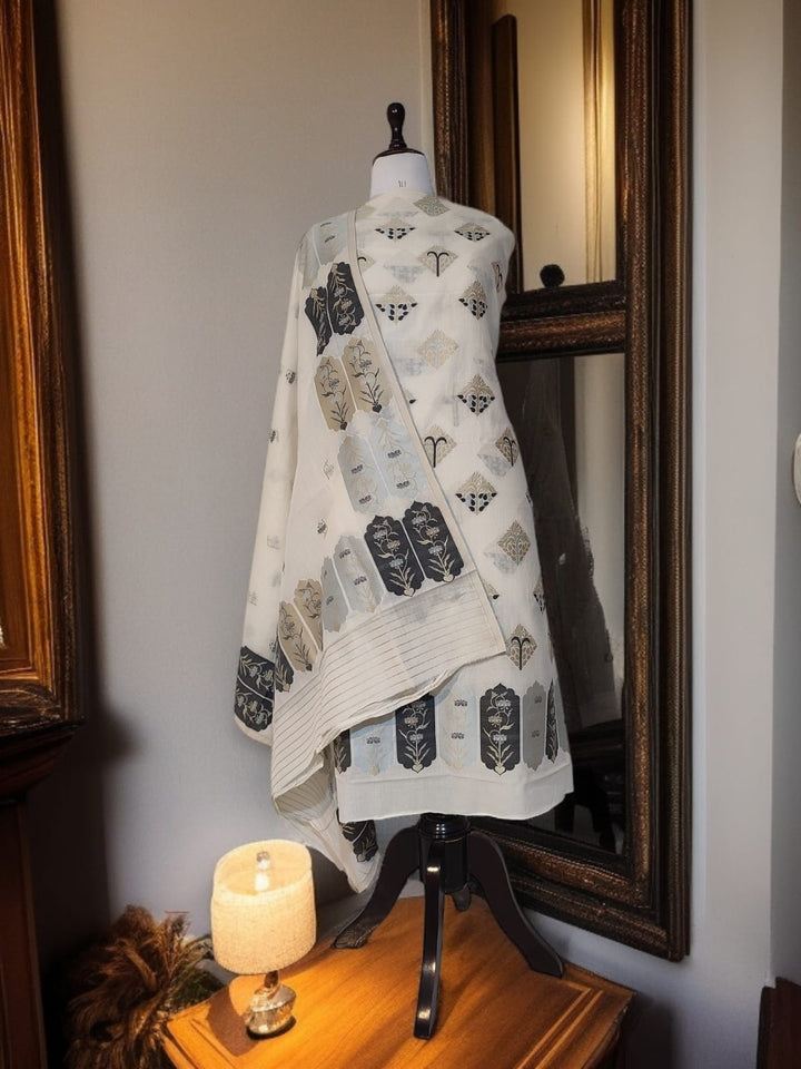 Exclusive Pure Banarasi Chanderi Silk Alfi Weaved Unstitched Suit
