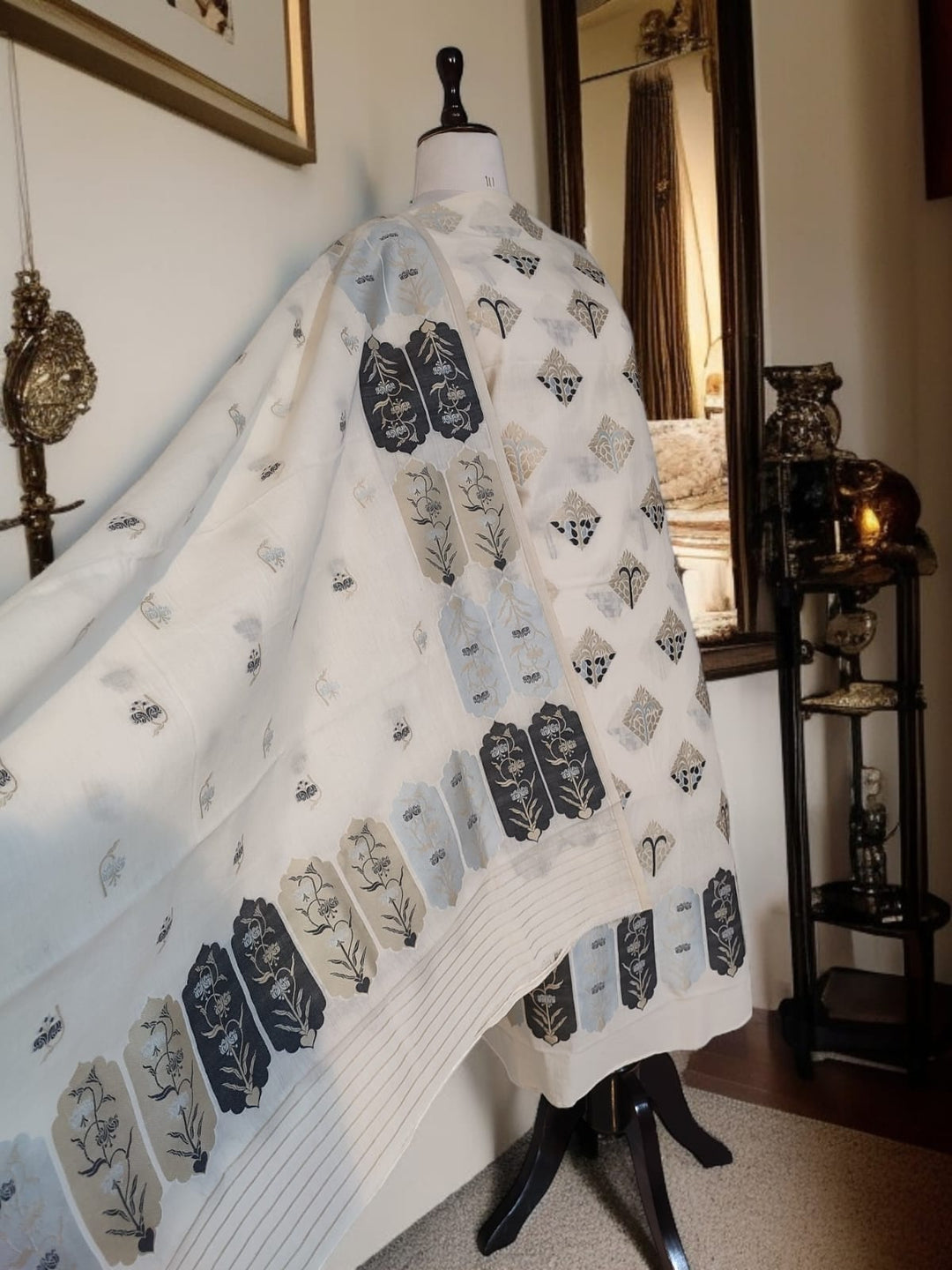 Exclusive Pure Banarasi Chanderi Silk Alfi Weaved Unstitched Suit
