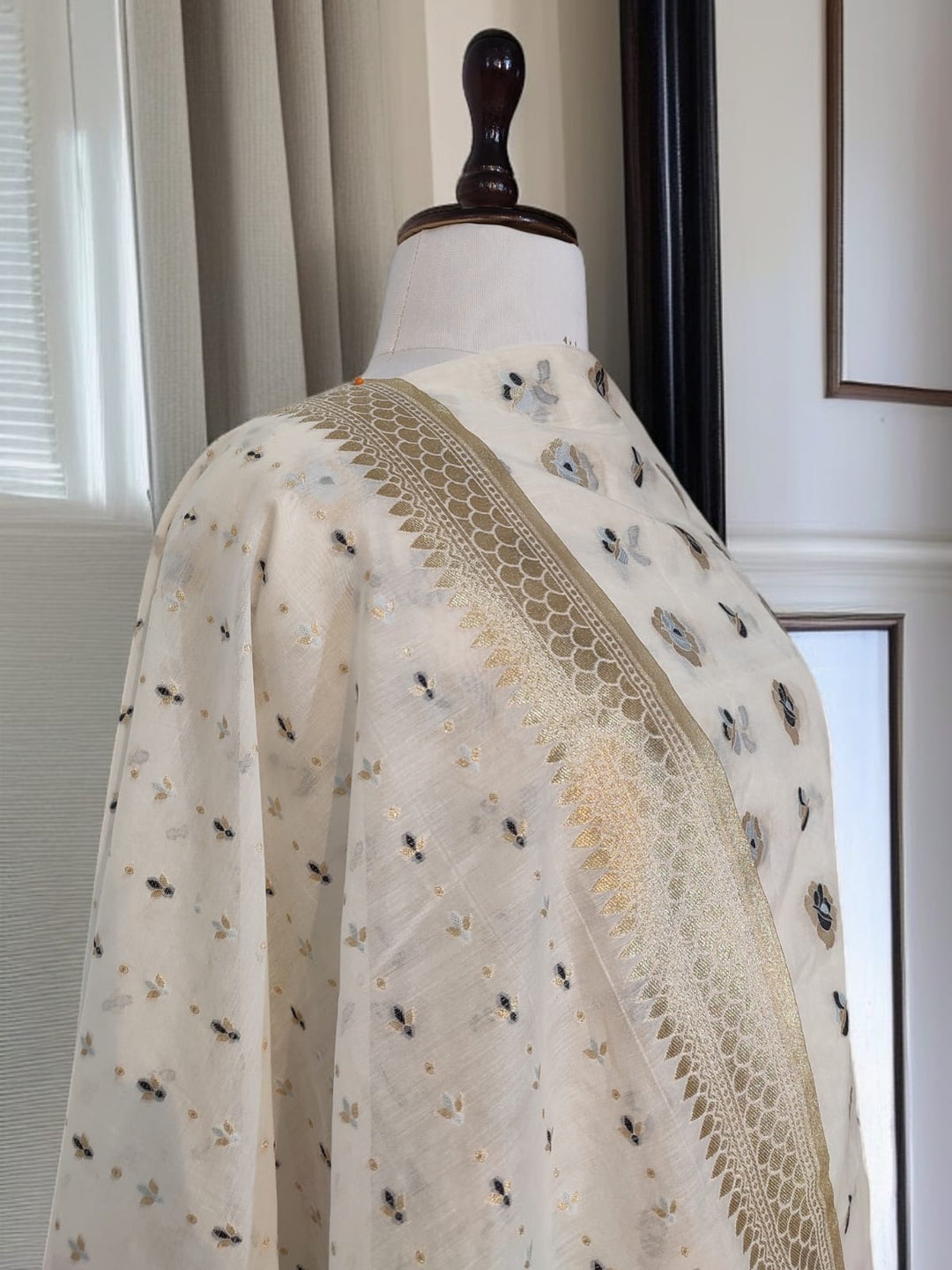 Exclusive Pure Banarasi Chanderi Silk Alfi Weaved Unstitched Suit
