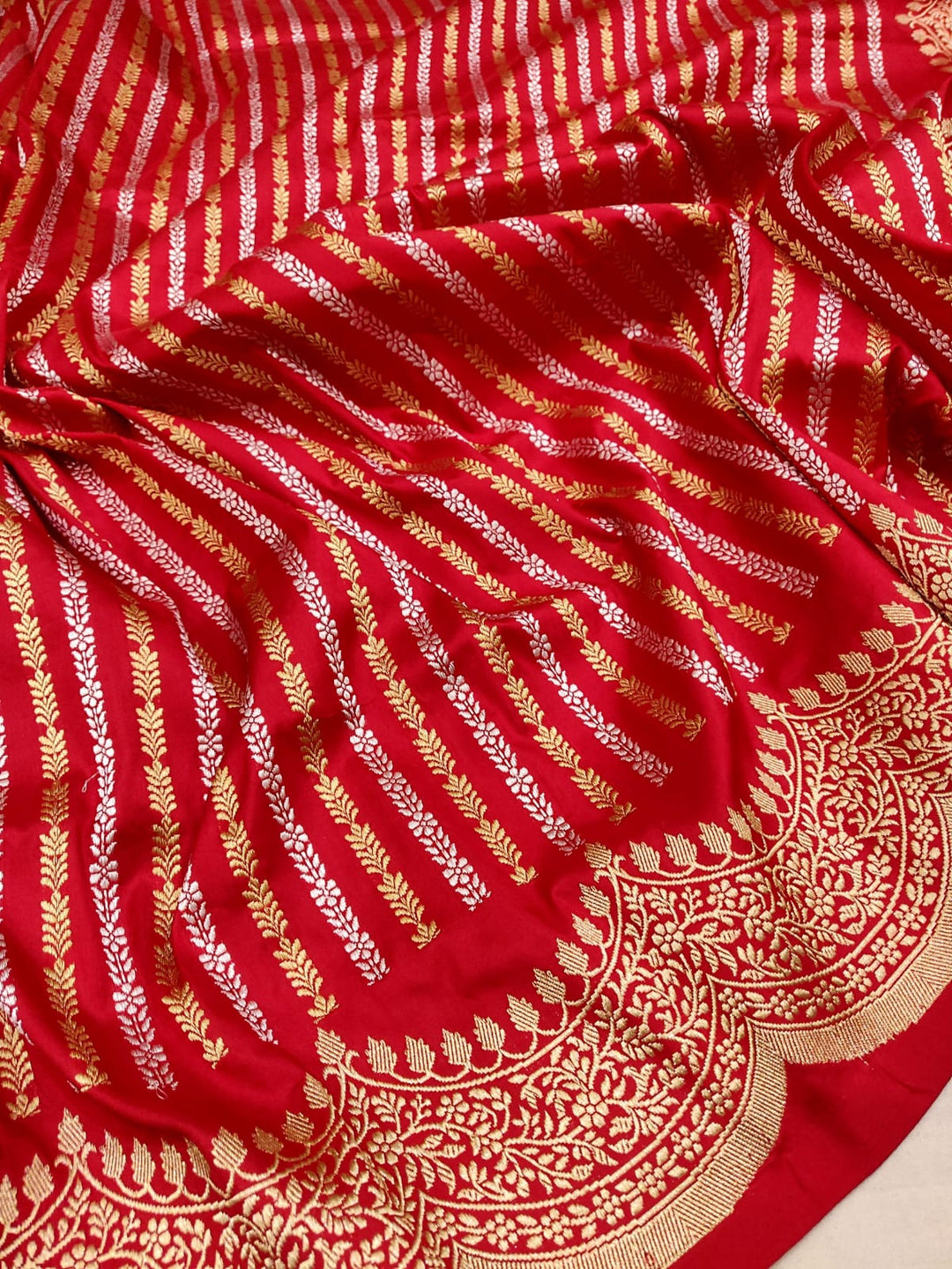 Pure Katan Silk Handwoven Saree With Khadwa Work with designer scallop border