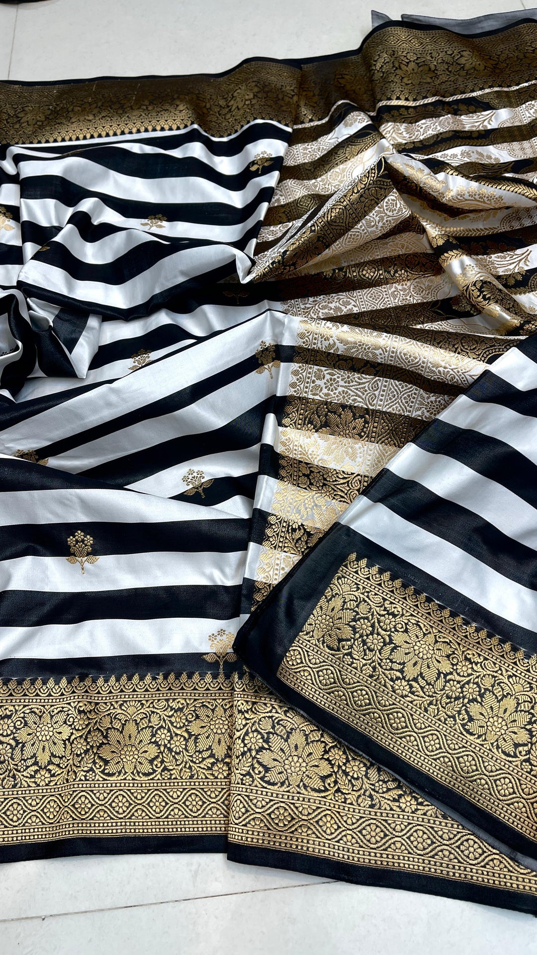 Pure Mashru Katan Silk Saree With Stripe pattern