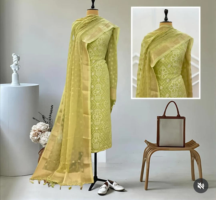 Exclusive Banarasi Chiffon Georgette Unstitched Suit