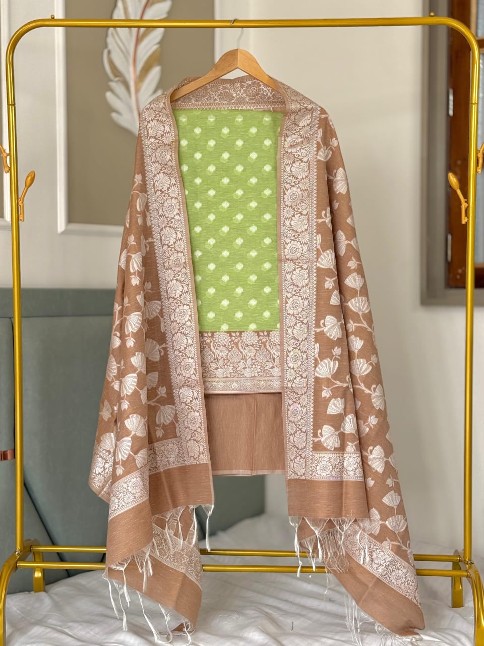 Exclusive Banarasi linen Silk  Unstitched Suit