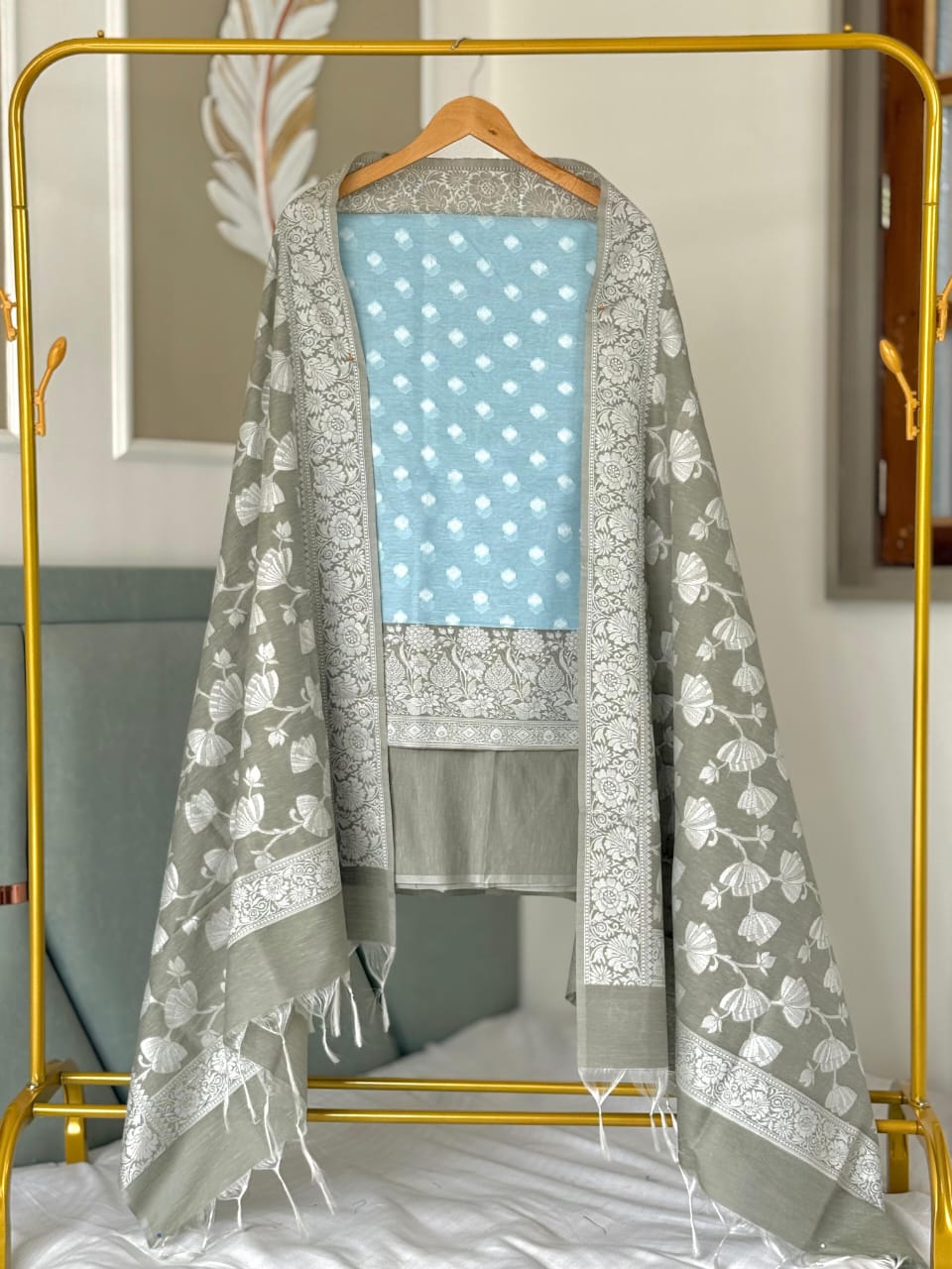 Exclusive Banarasi linen Silk  Unstitched Suit