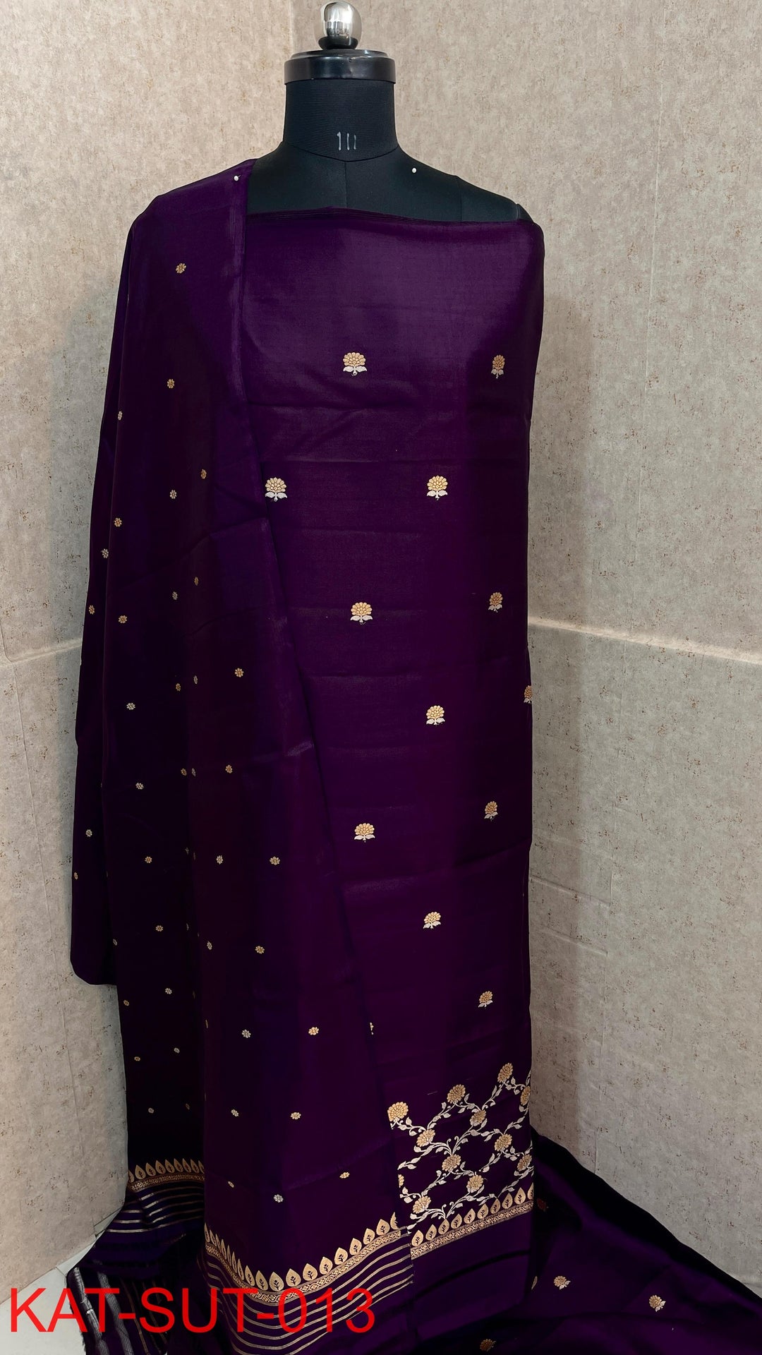 Exclusive Handloom Banarasi Raw Mango Silk 3pc Unstitched Suit