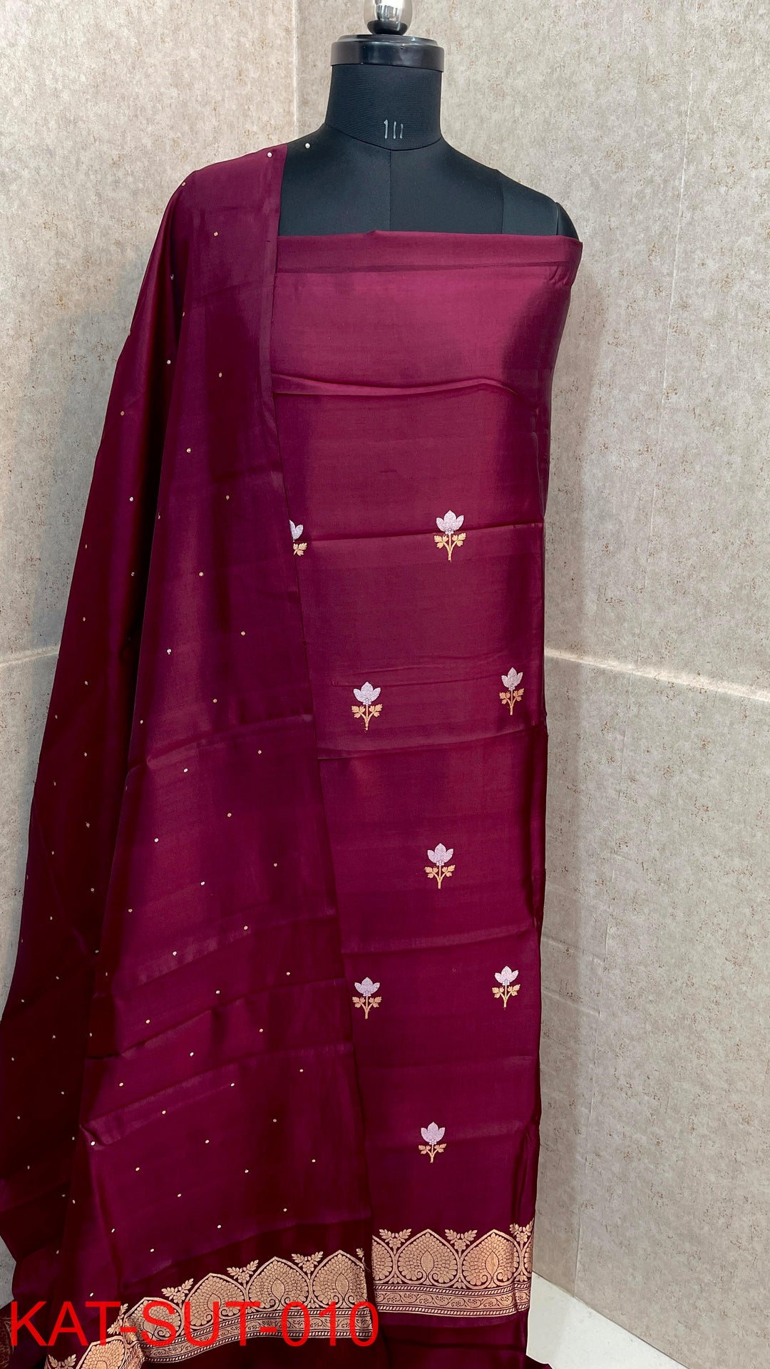 Exclusive Handloom Banarasi Raw Mango Silk 3pc Unstitched Suit