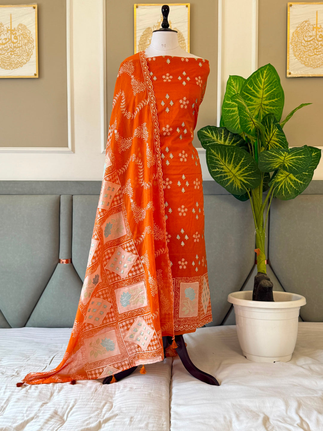 Pure Banarasi Mul Chanderi Silk Unstitched Suit With Embroidery Work