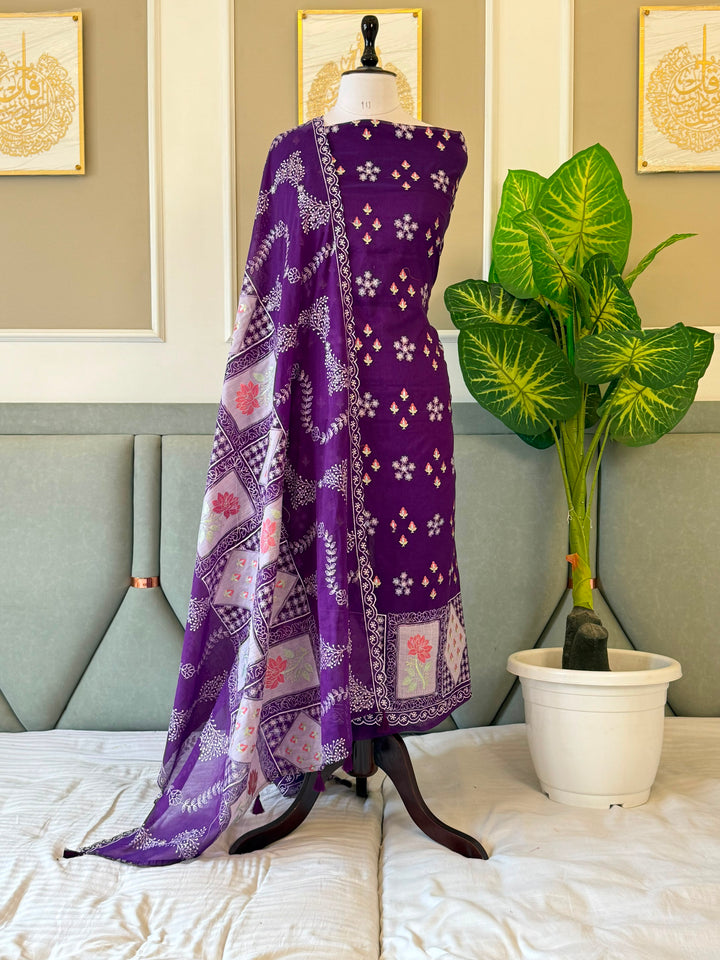 Pure Banarasi Mul Chanderi Silk Unstitched Suit With Embroidery Work