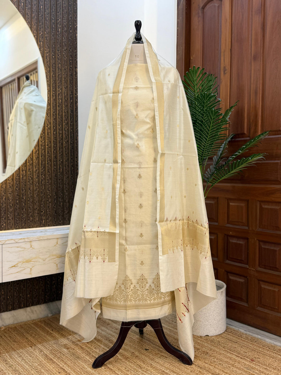 Pure Chinya Zari Work Unstitched Suit With Chinya Jaal Work Dupatta.
