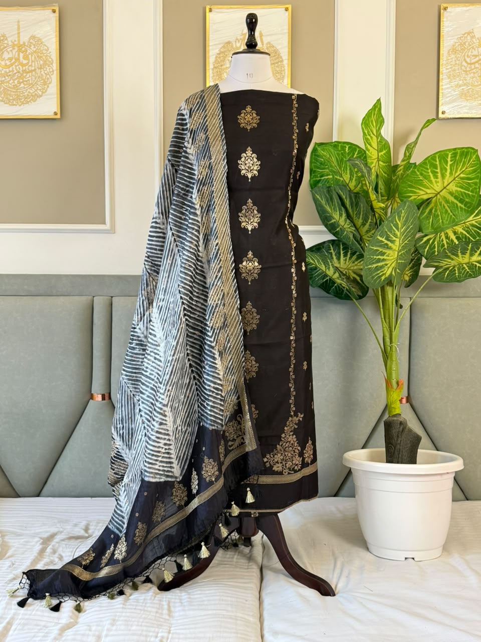 Pure Chinya Zari Work Unstitched Suit With Chinya zari work Bandhni prnit Dupatta.