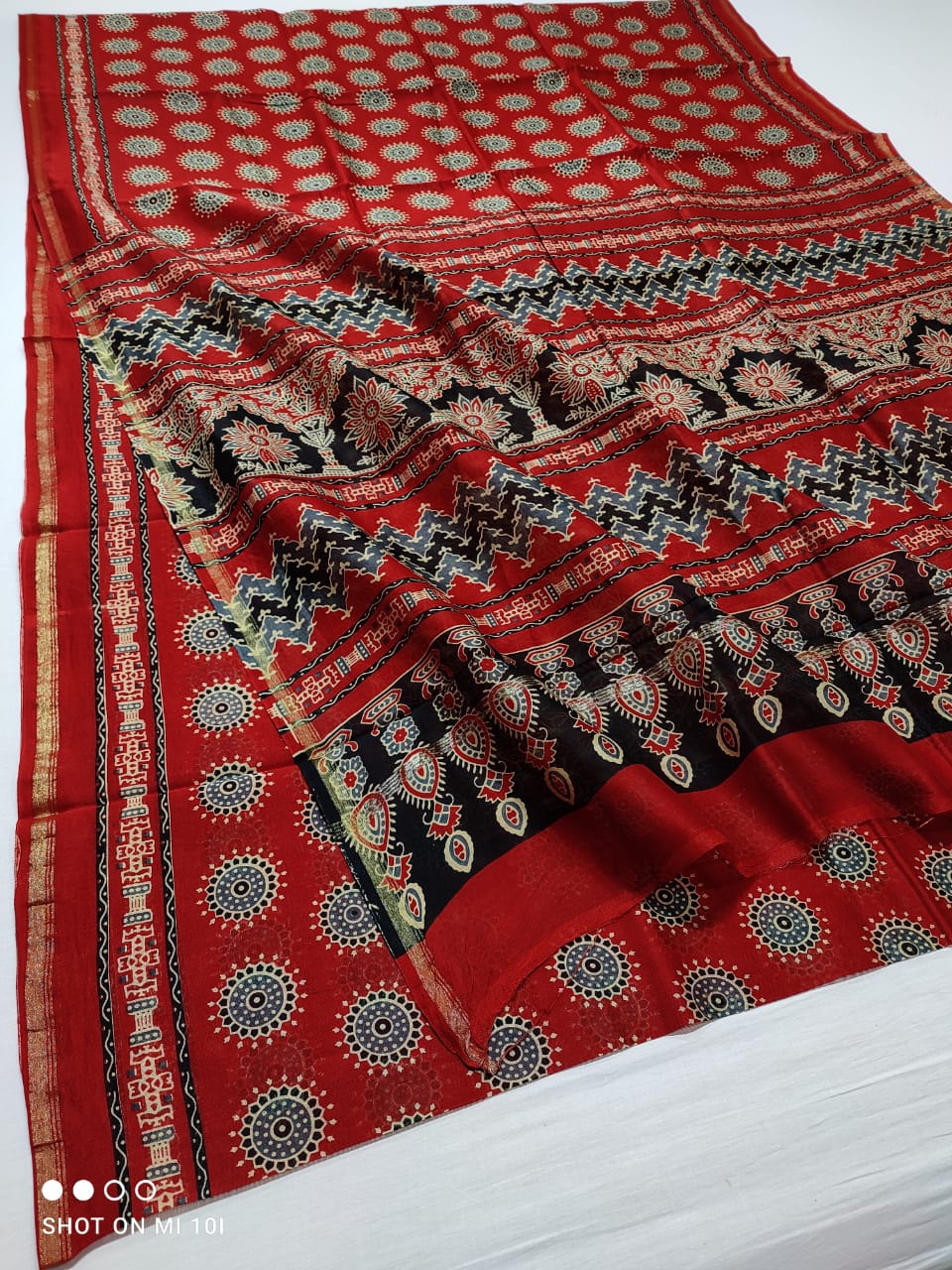 Pure Chanderi Silk Saree With Azrak Print With Blouse .