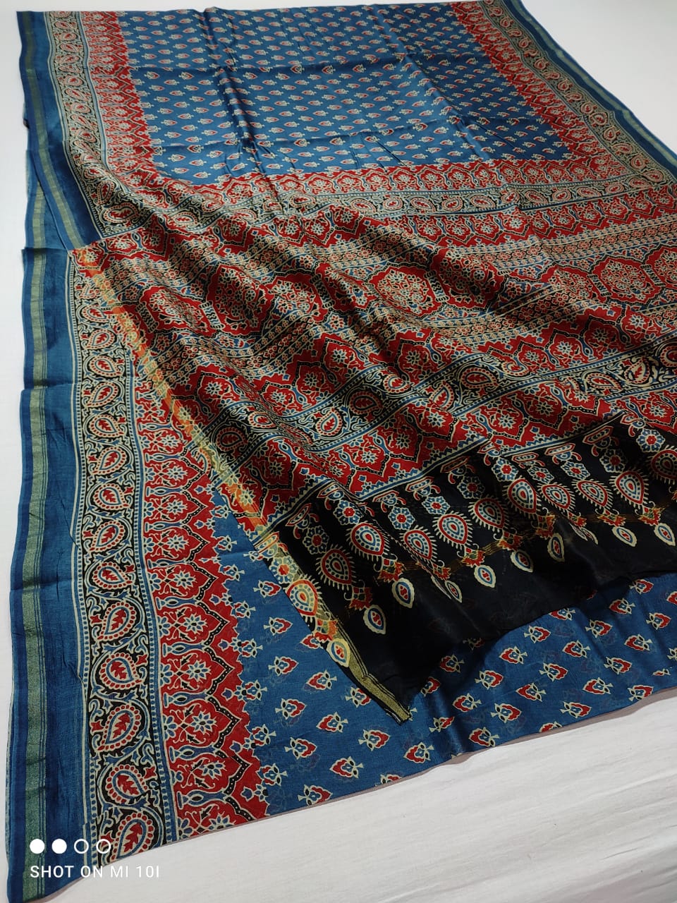 Pure Chanderi Silk Saree With Azrak Print With Blouse .