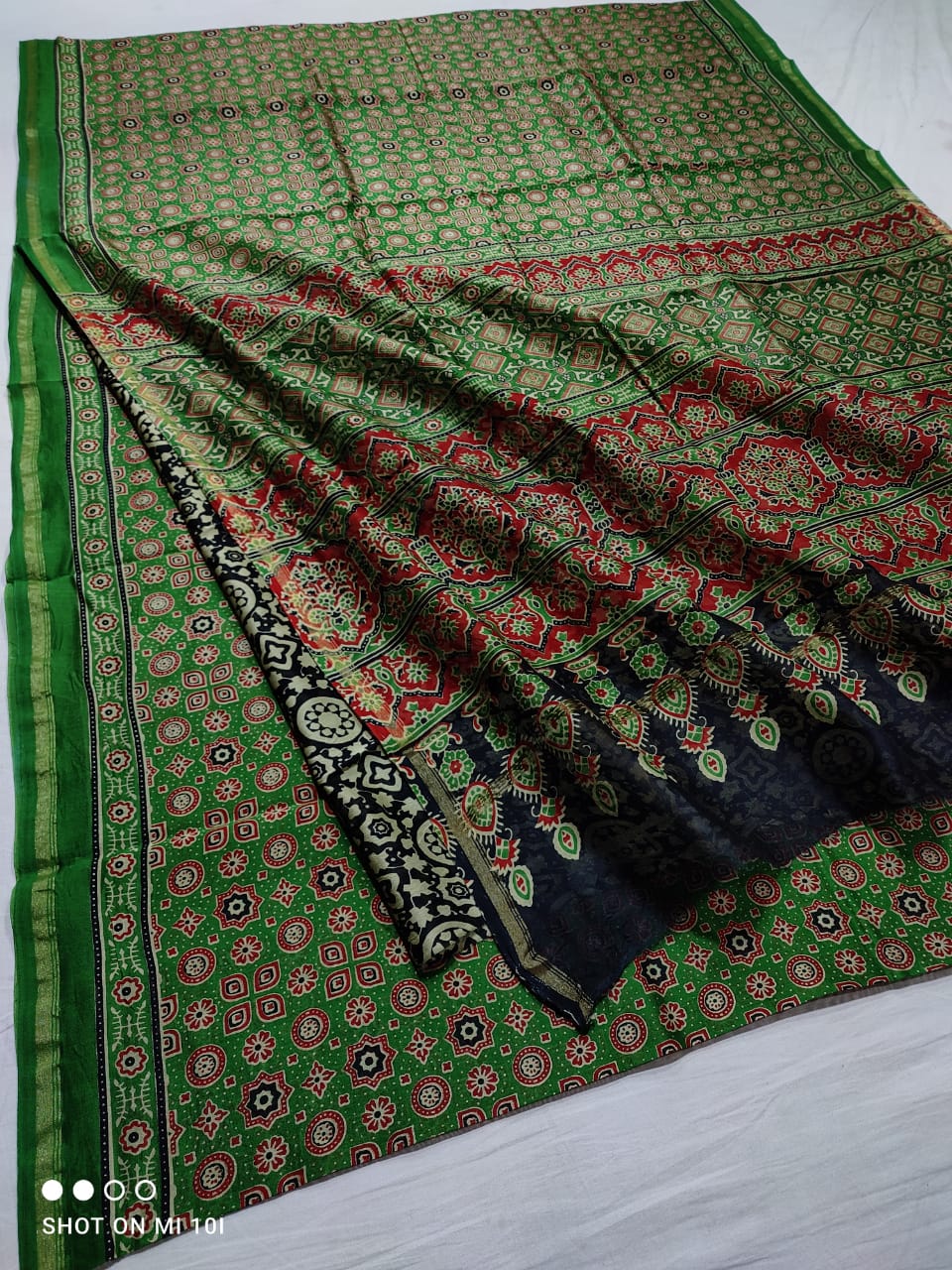 Pure Chanderi Silk Saree With Azrak Print With Blouse .