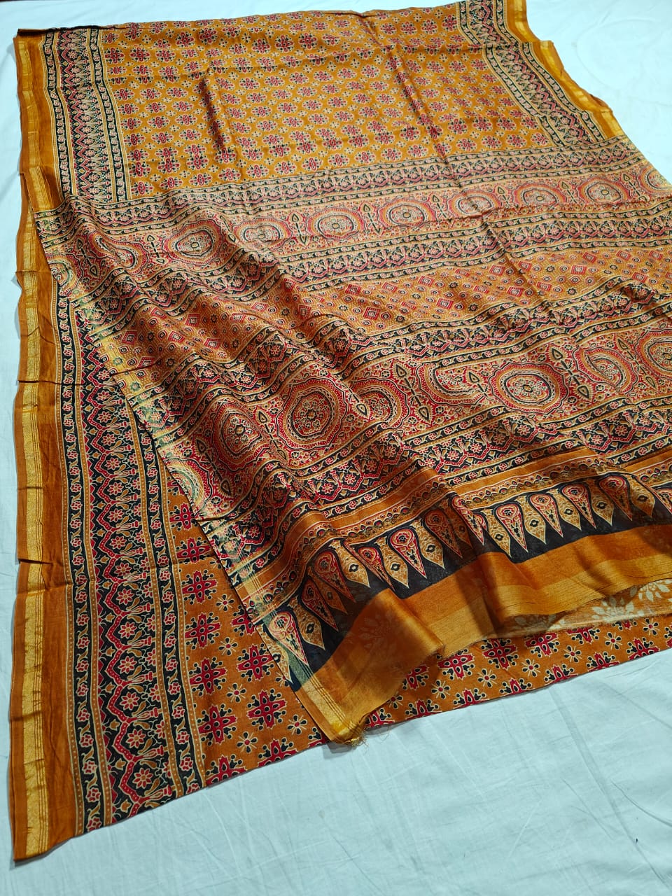 Pure Chanderi Silk Saree With Azrak Print With Blouse .