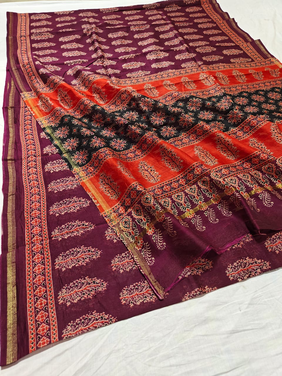 Pure Chanderi Silk Saree With Azrak Print With Blouse .