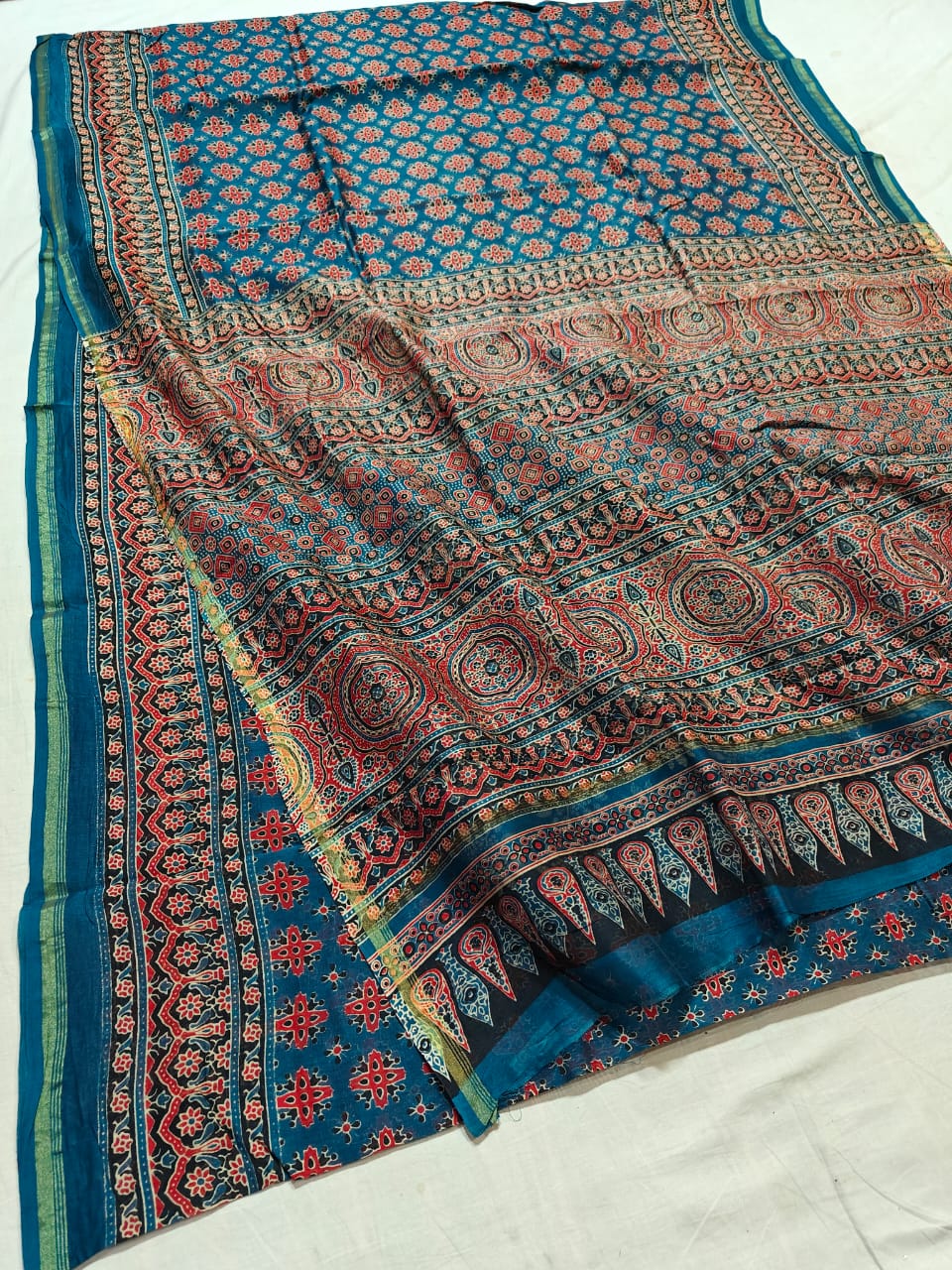 Pure Chanderi Silk Saree With Azrak Print With Blouse .