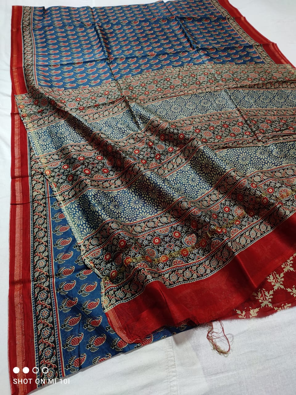 Pure Chanderi Silk Saree With Azrak Print With Blouse .